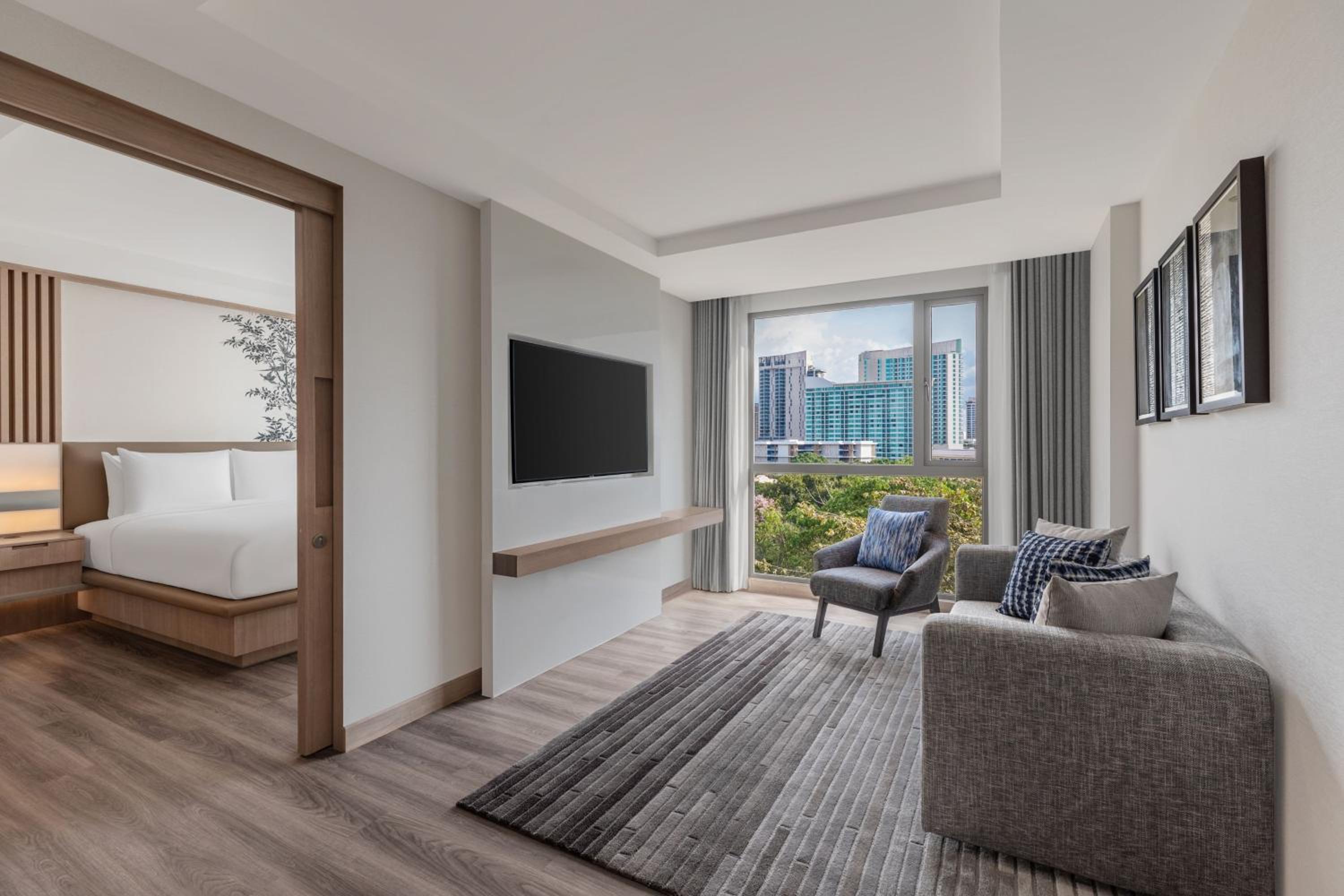 Executive King Suite with City View
