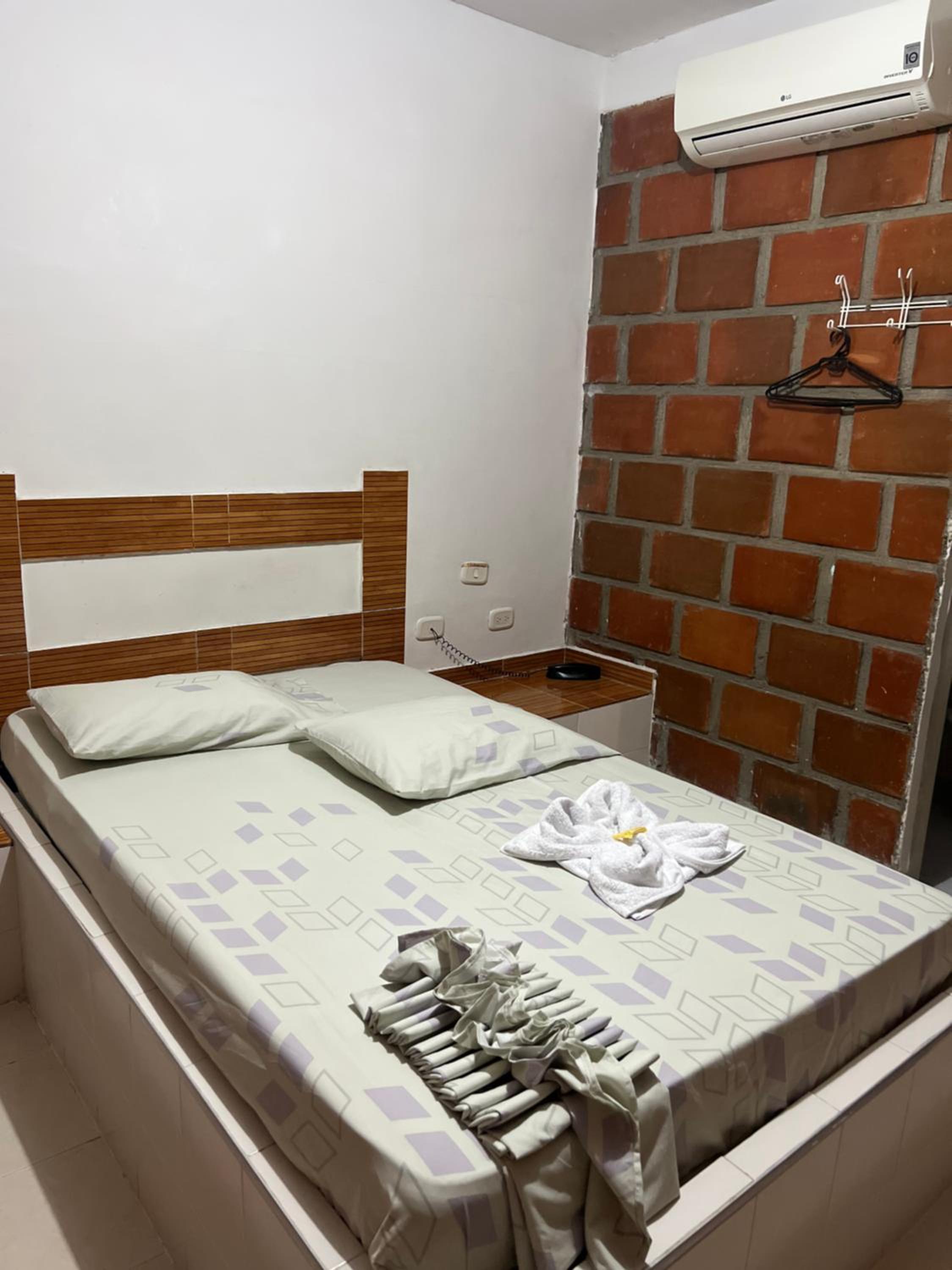 Standard Double Room With Fan photo 1