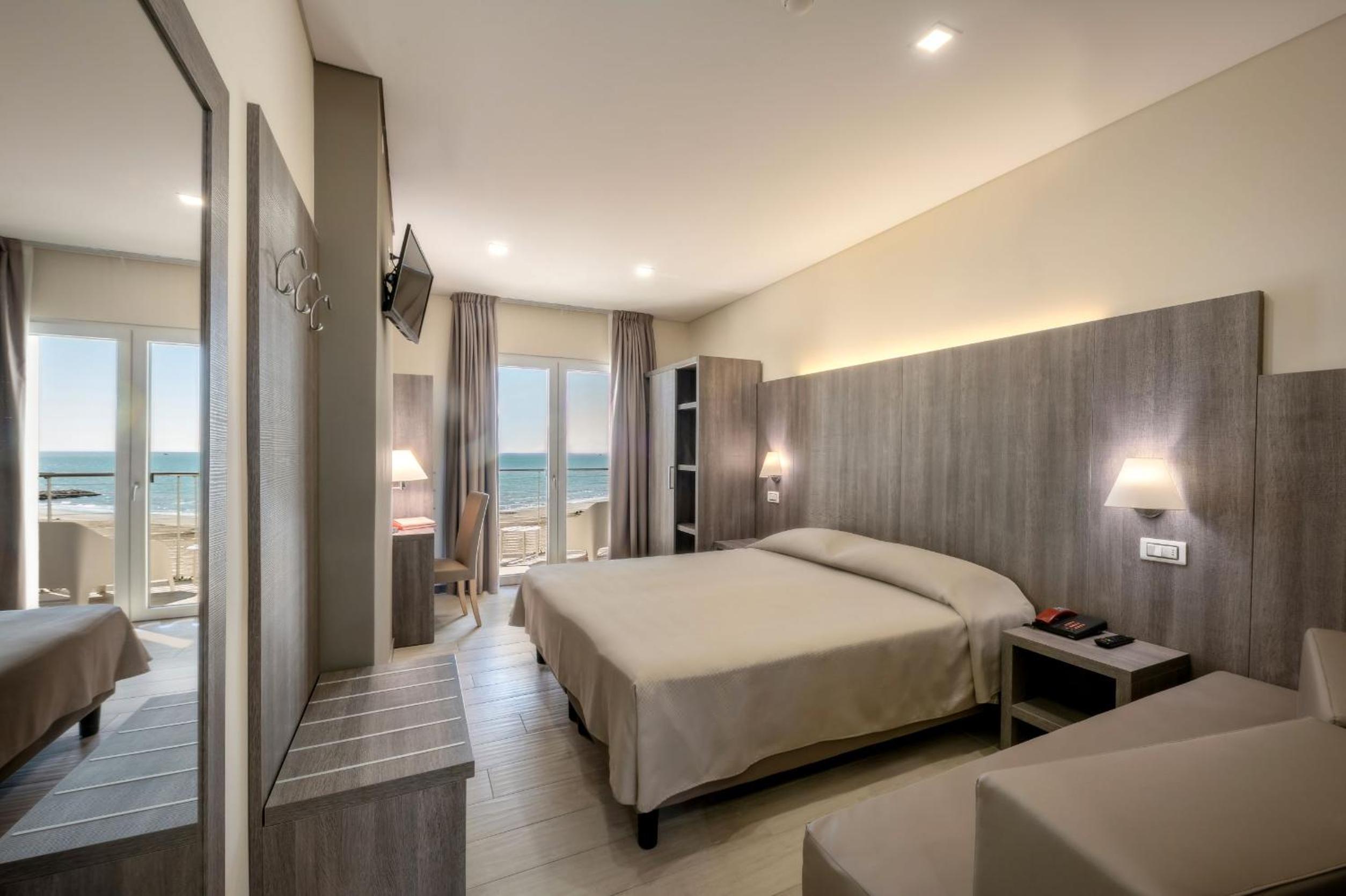 Suite with Sea View photo 1