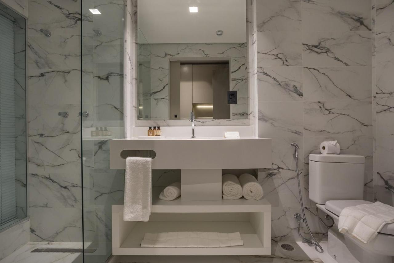 Premium Room - Photo 7
