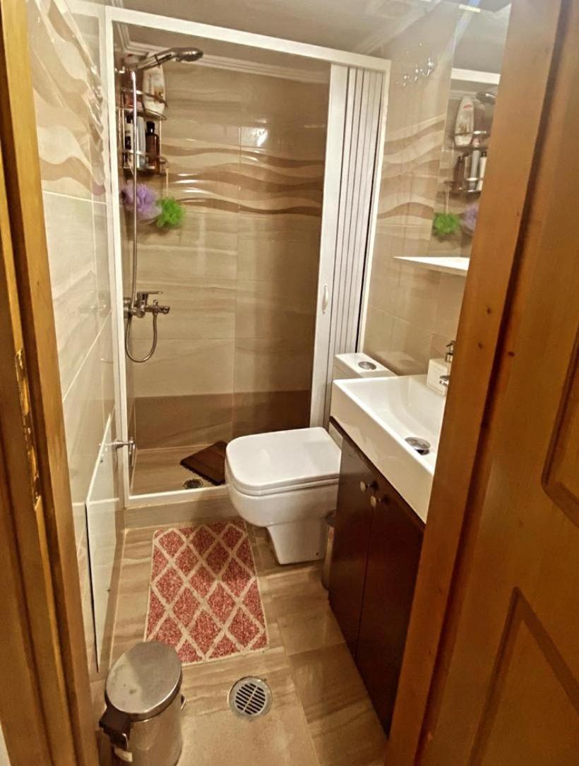 Two-Bedroom House photo 2