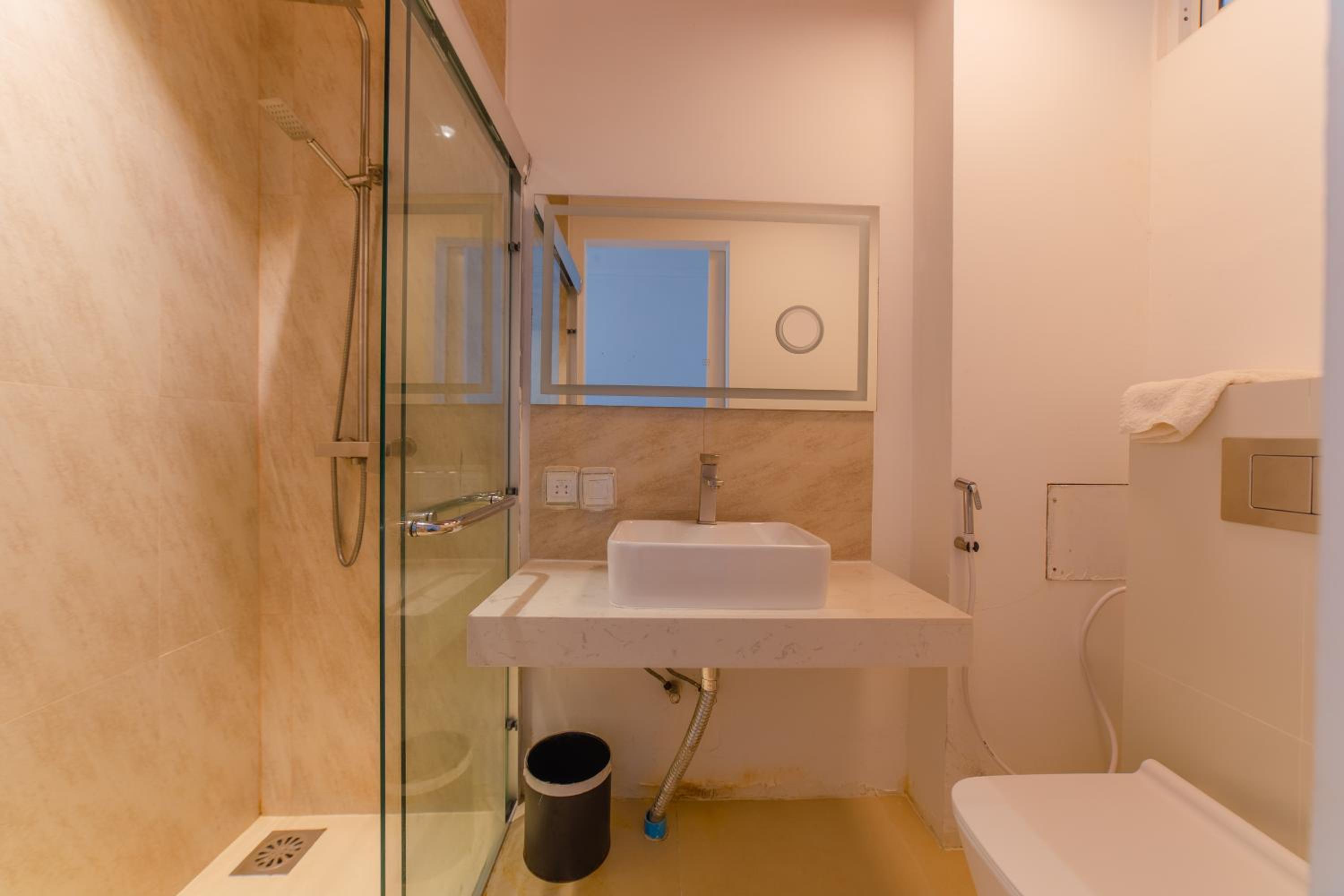 Deluxe Double Room with Sea View - Photo 5