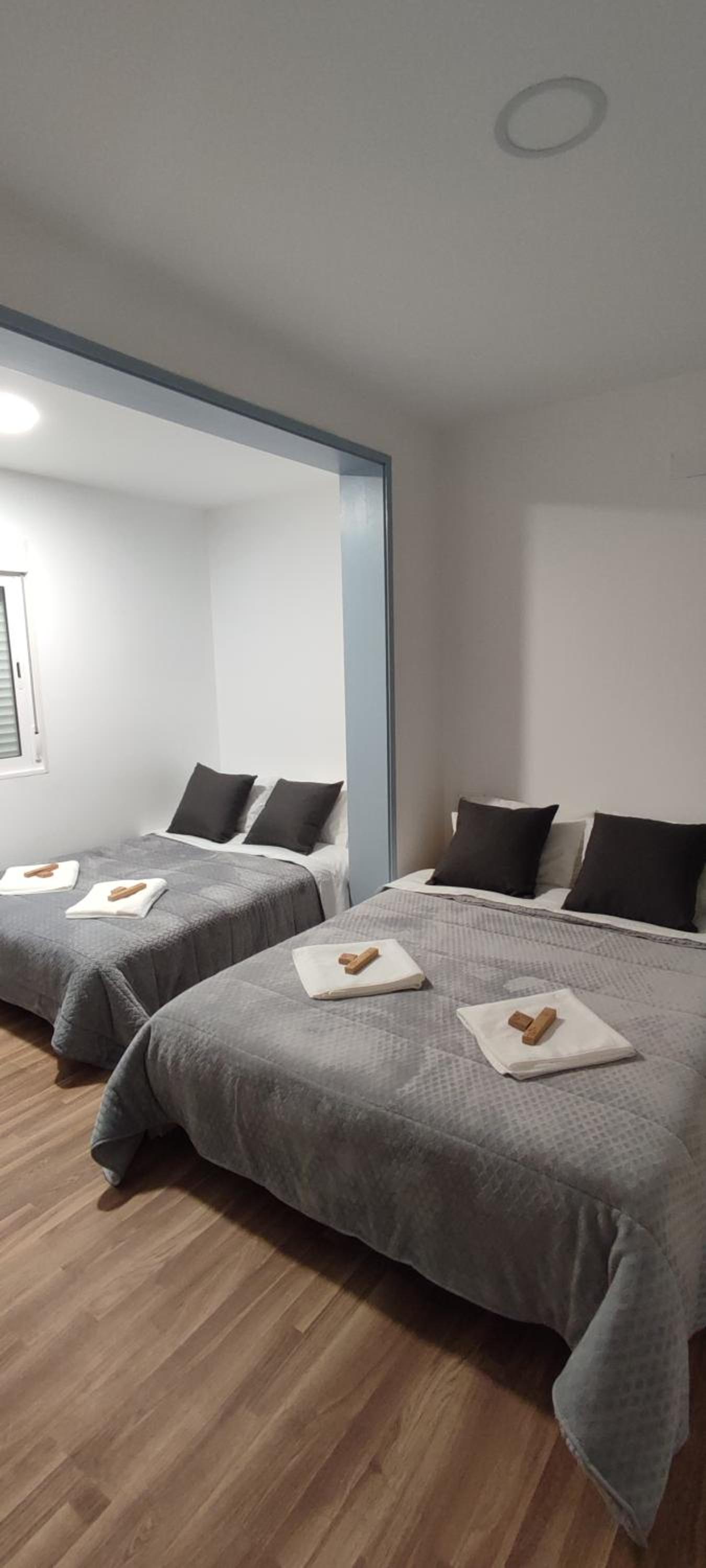 Family Room with Private Bathroom photo 3
