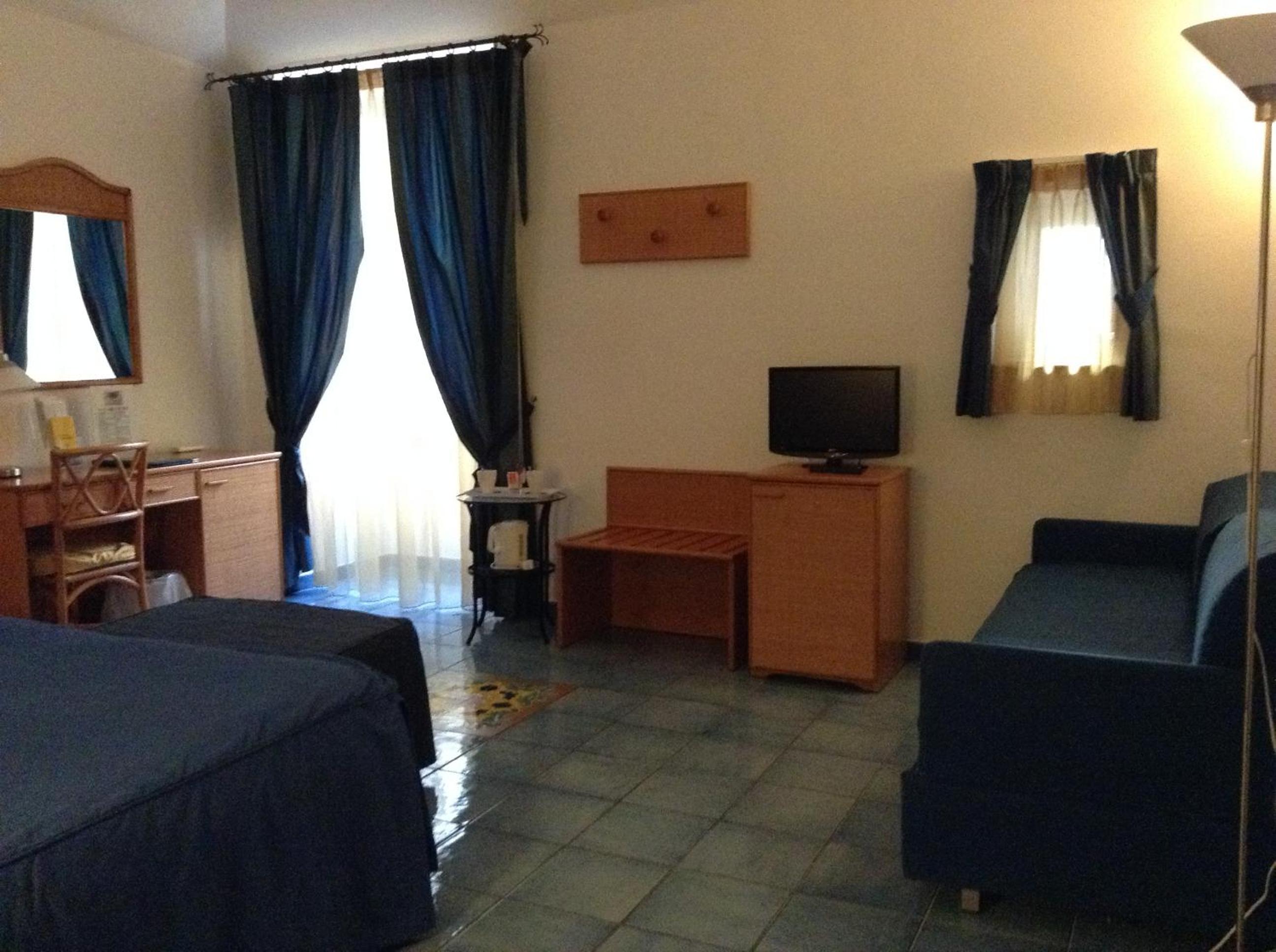 Superior Double Room - Photo 4