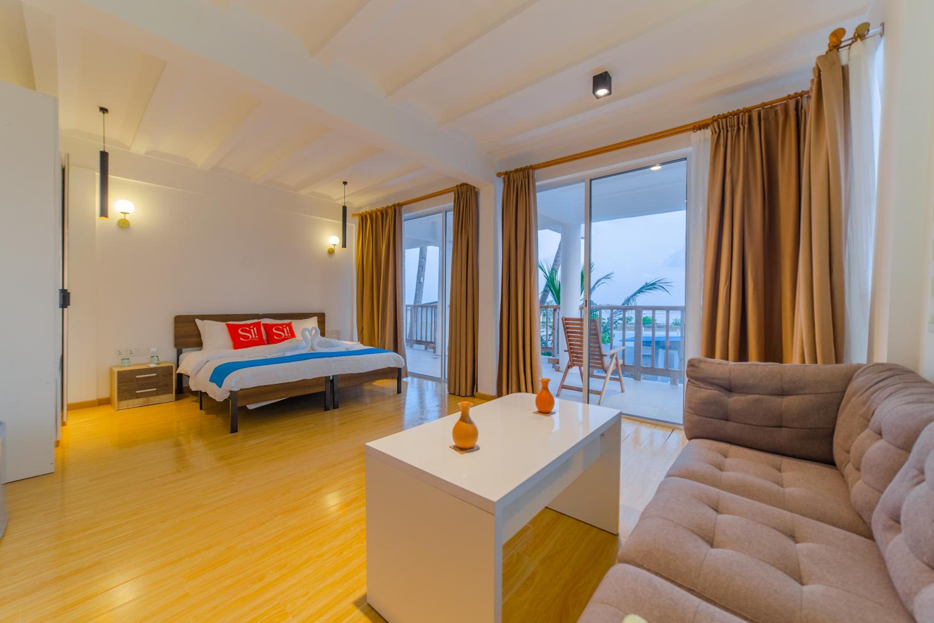 Large Double Room - Photo 3