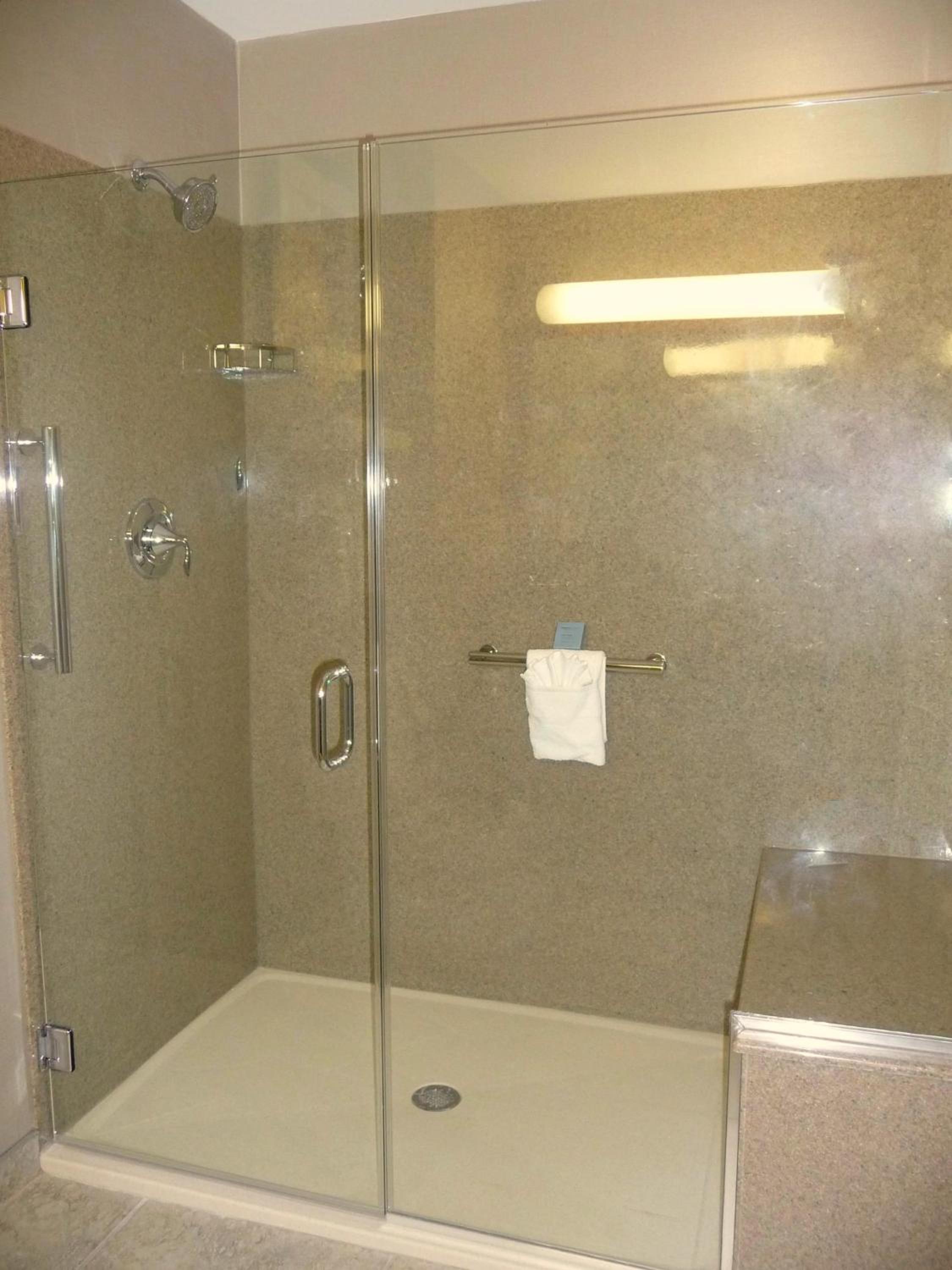 King Studio Suite - Non-Smoking - Photo 4