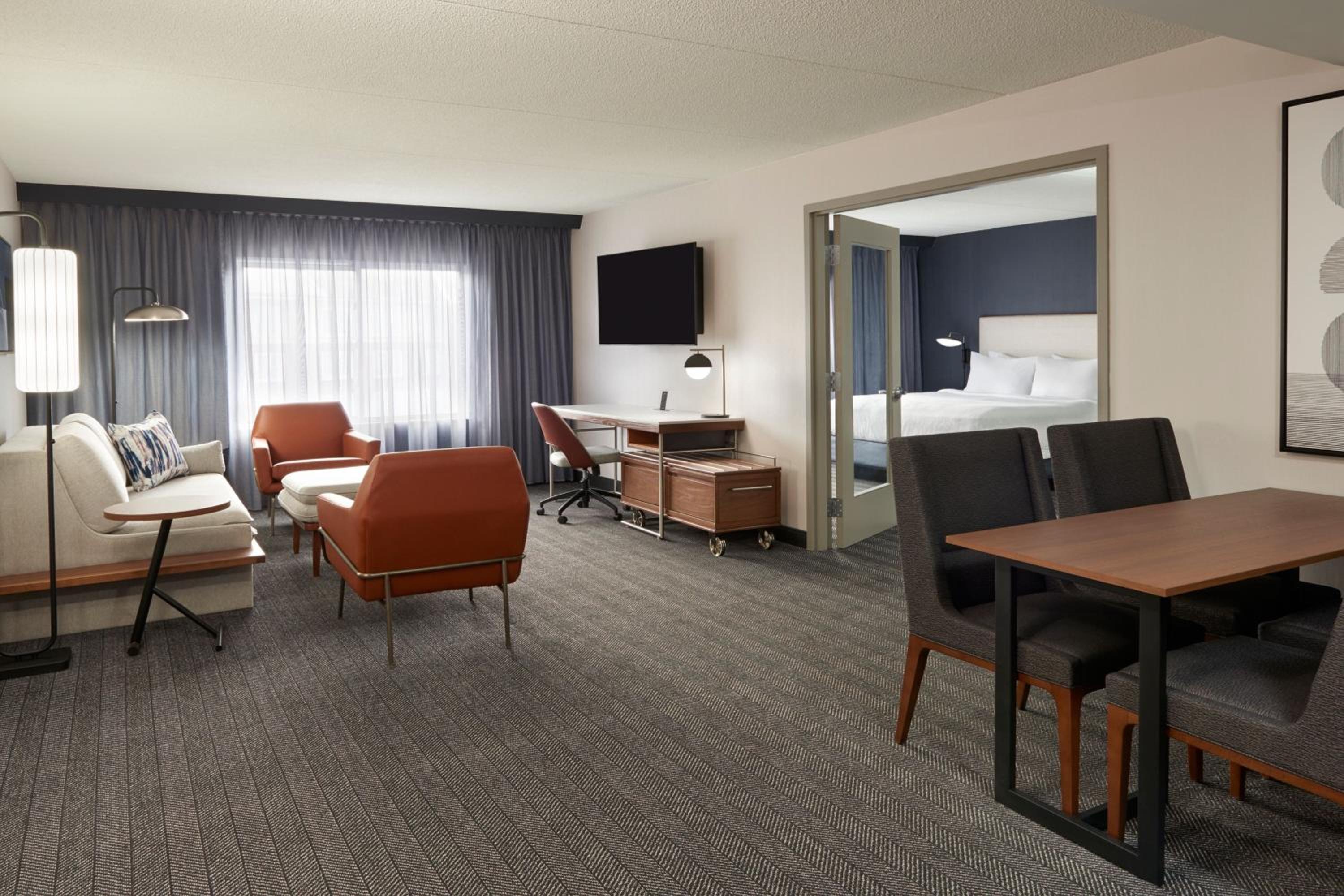 One-Bedroom King Suite with Sofa Bed - Photo 2