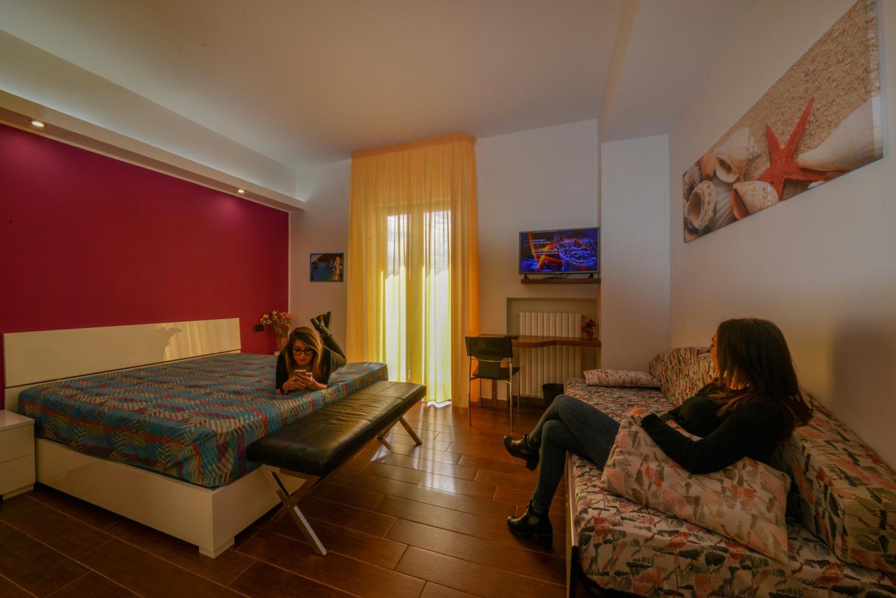 Deluxe Double Room with Sea View photo 2