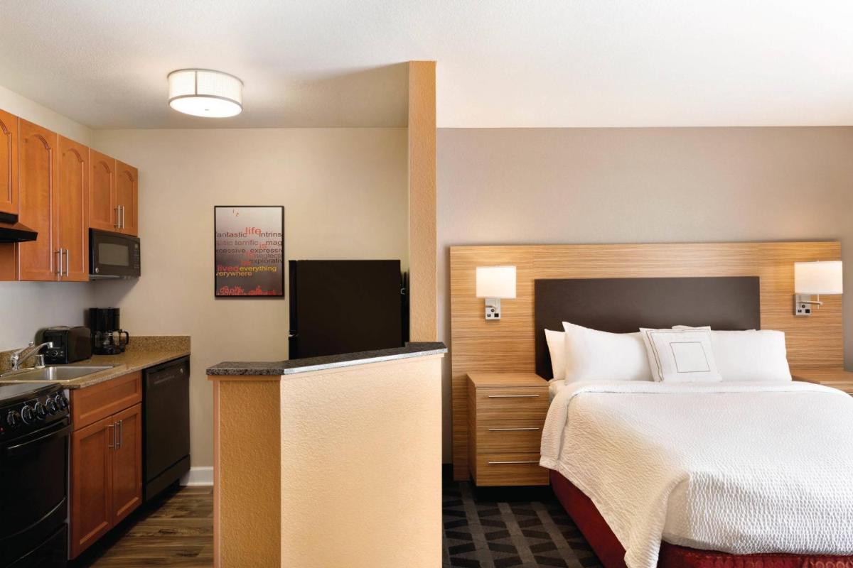 Efficiency 1 Queen Bed - Non Smoking