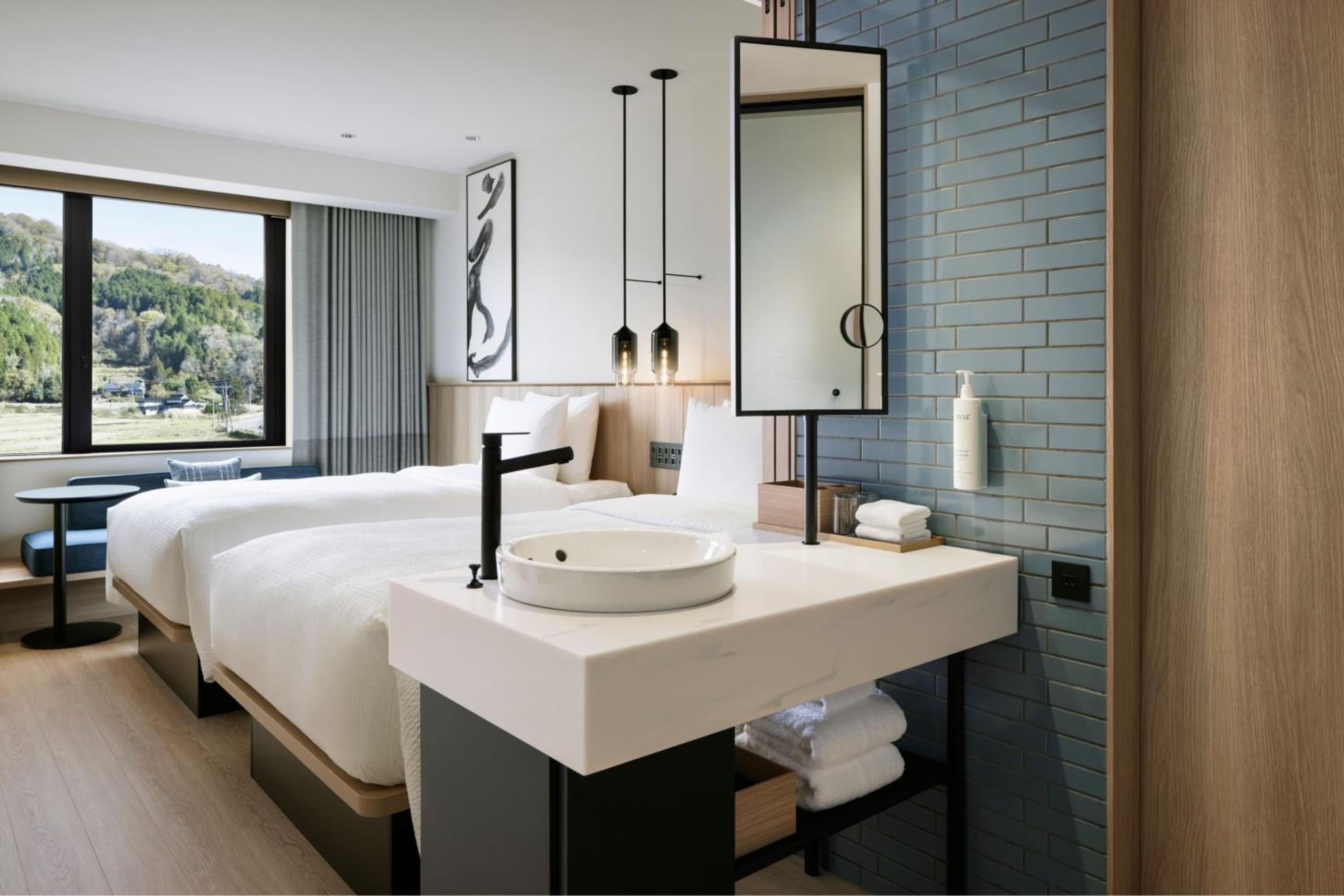 Standard Twin Room - Photo 4