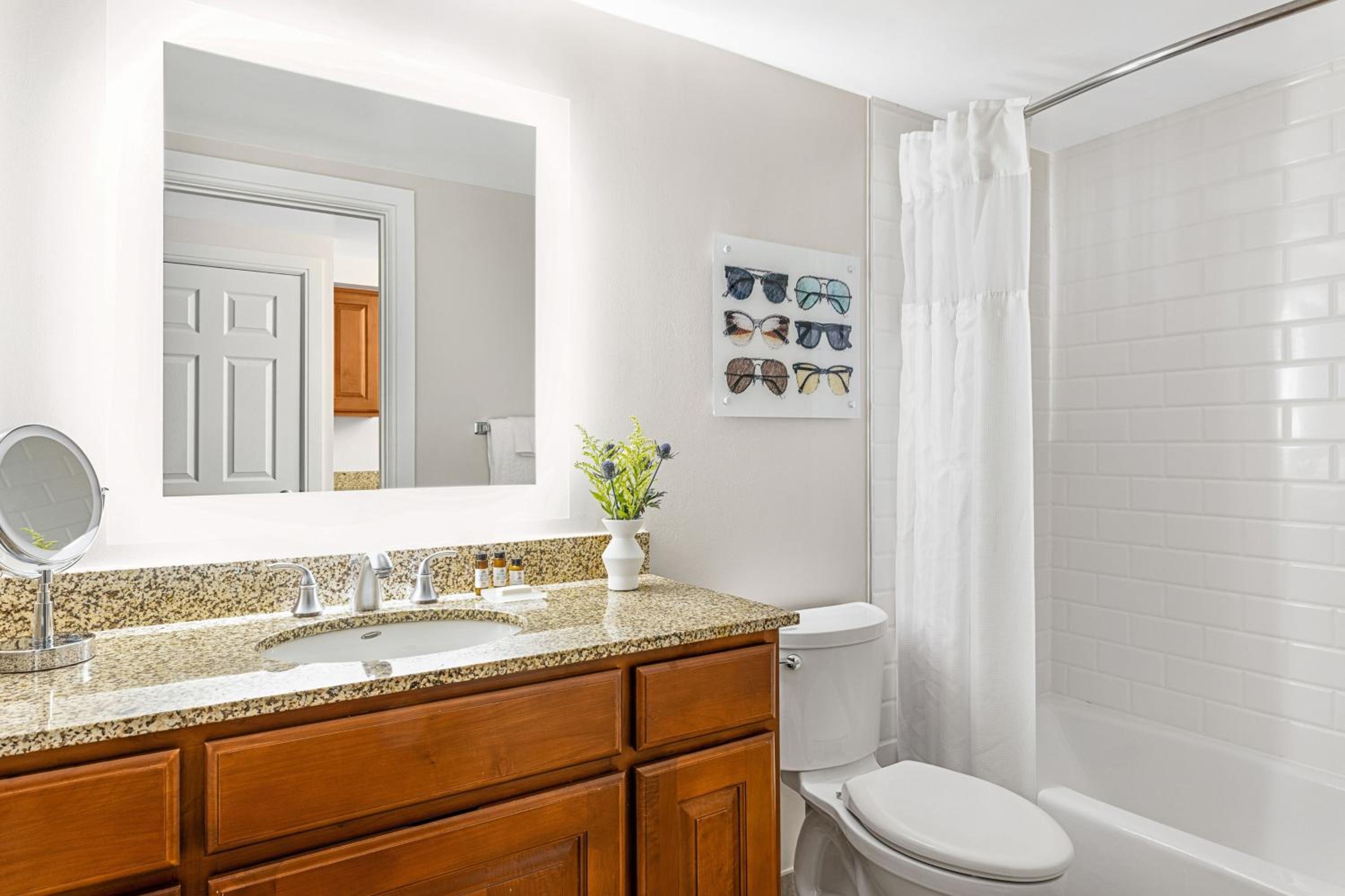 King Room - Non-Smoking