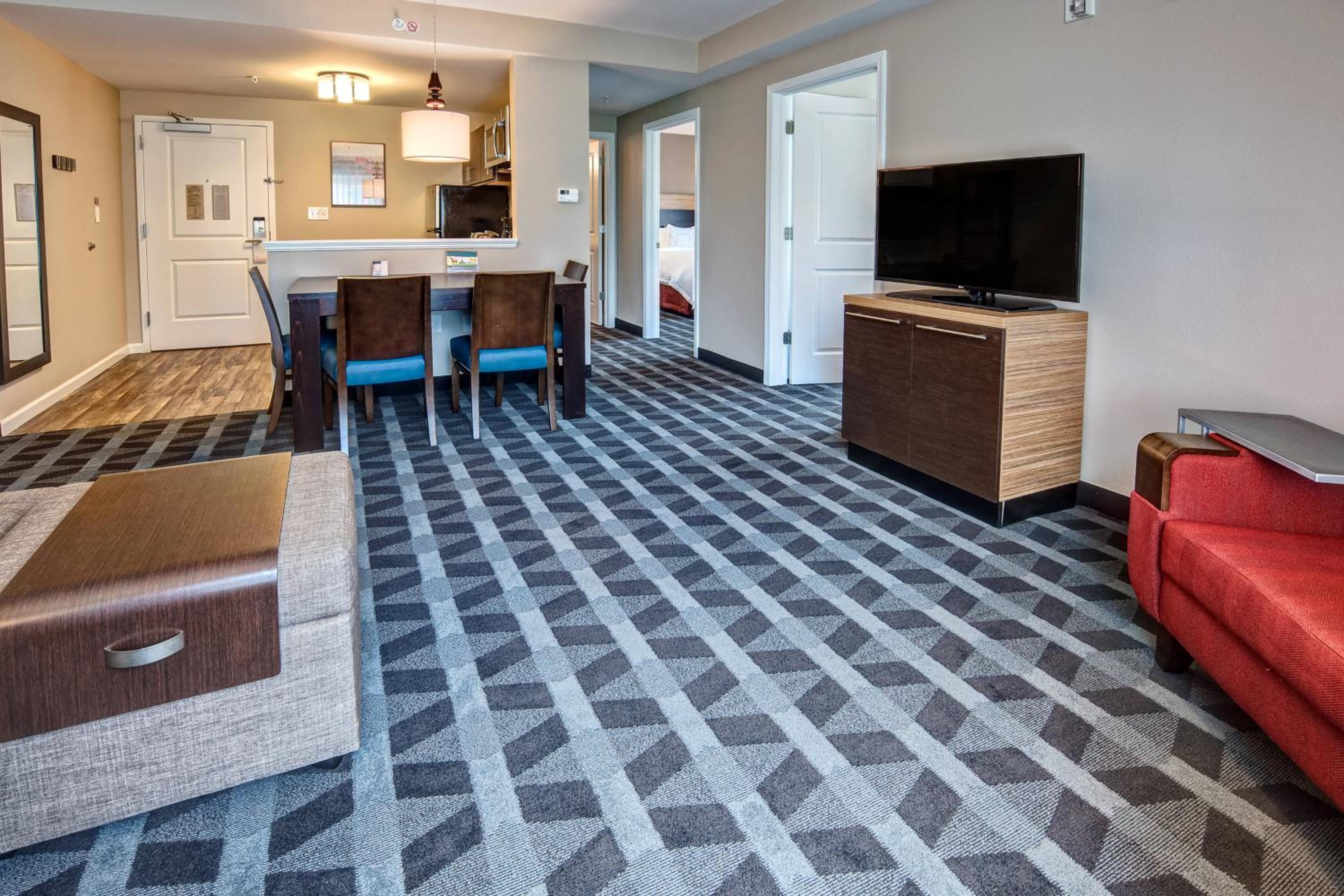 Two-Bedroom Suite