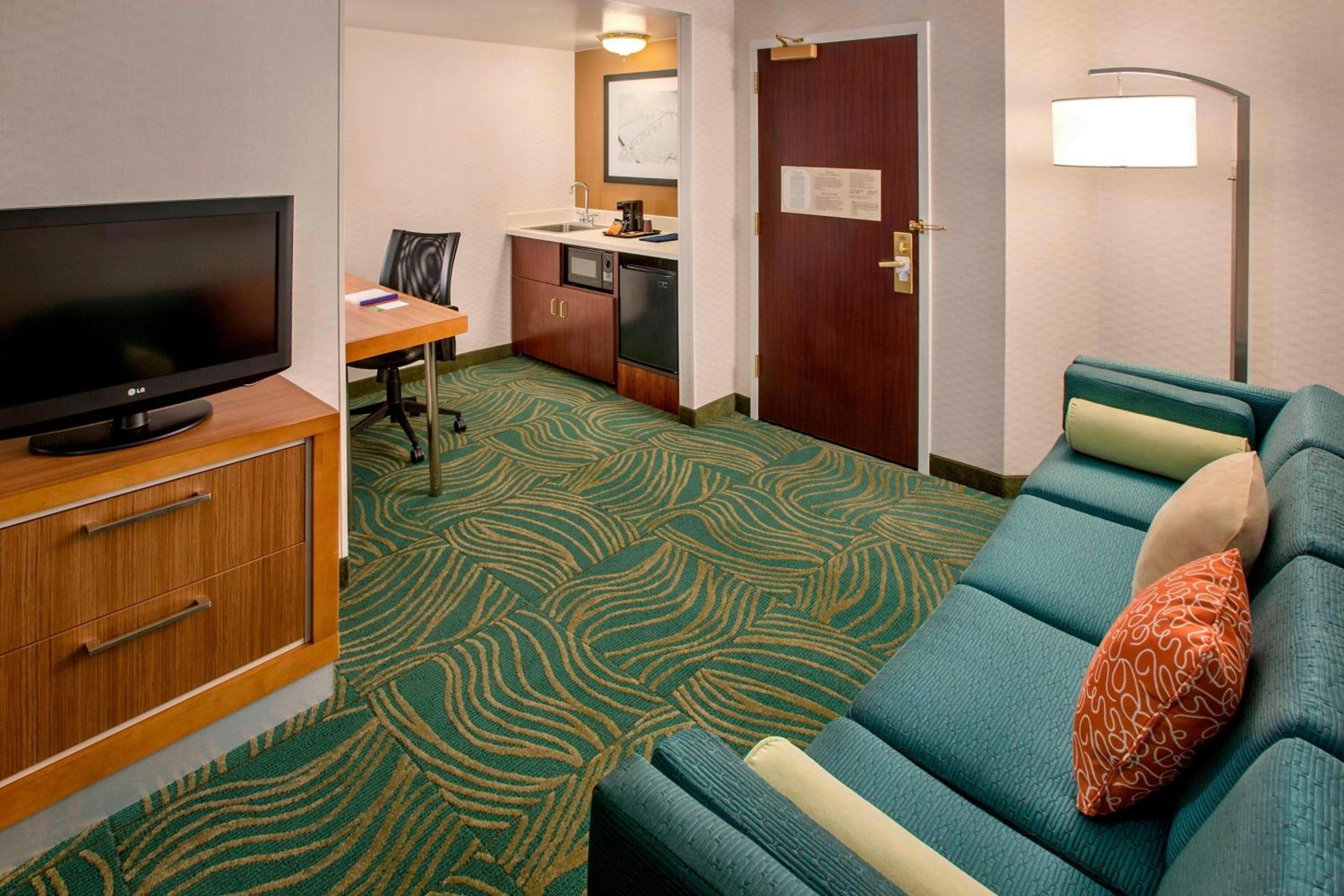 King Suite With Sofa Bed And Roll-In Shower - Mobility Accessible photo 2