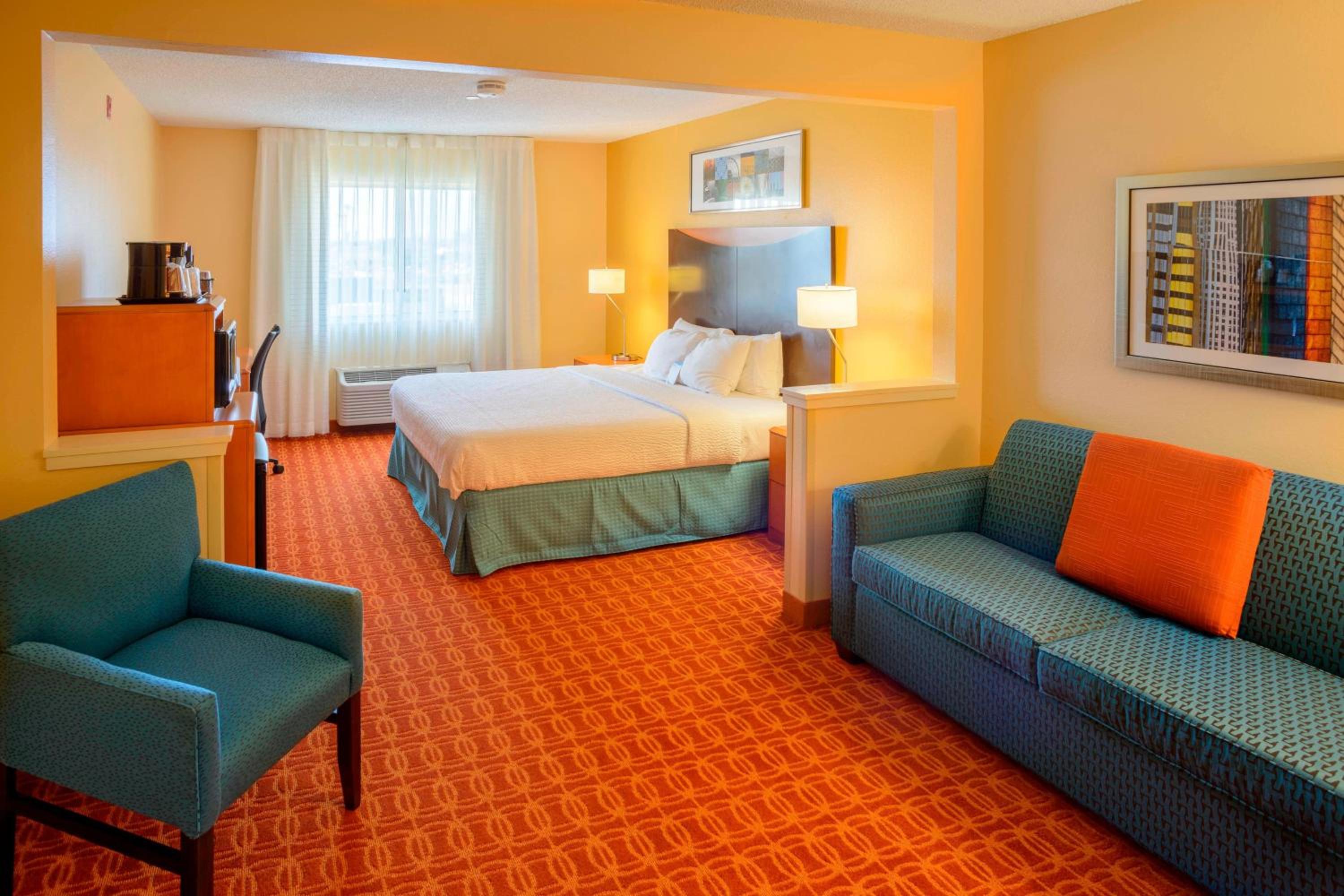 Executive King Guest Room, Larger Guest room photo 3