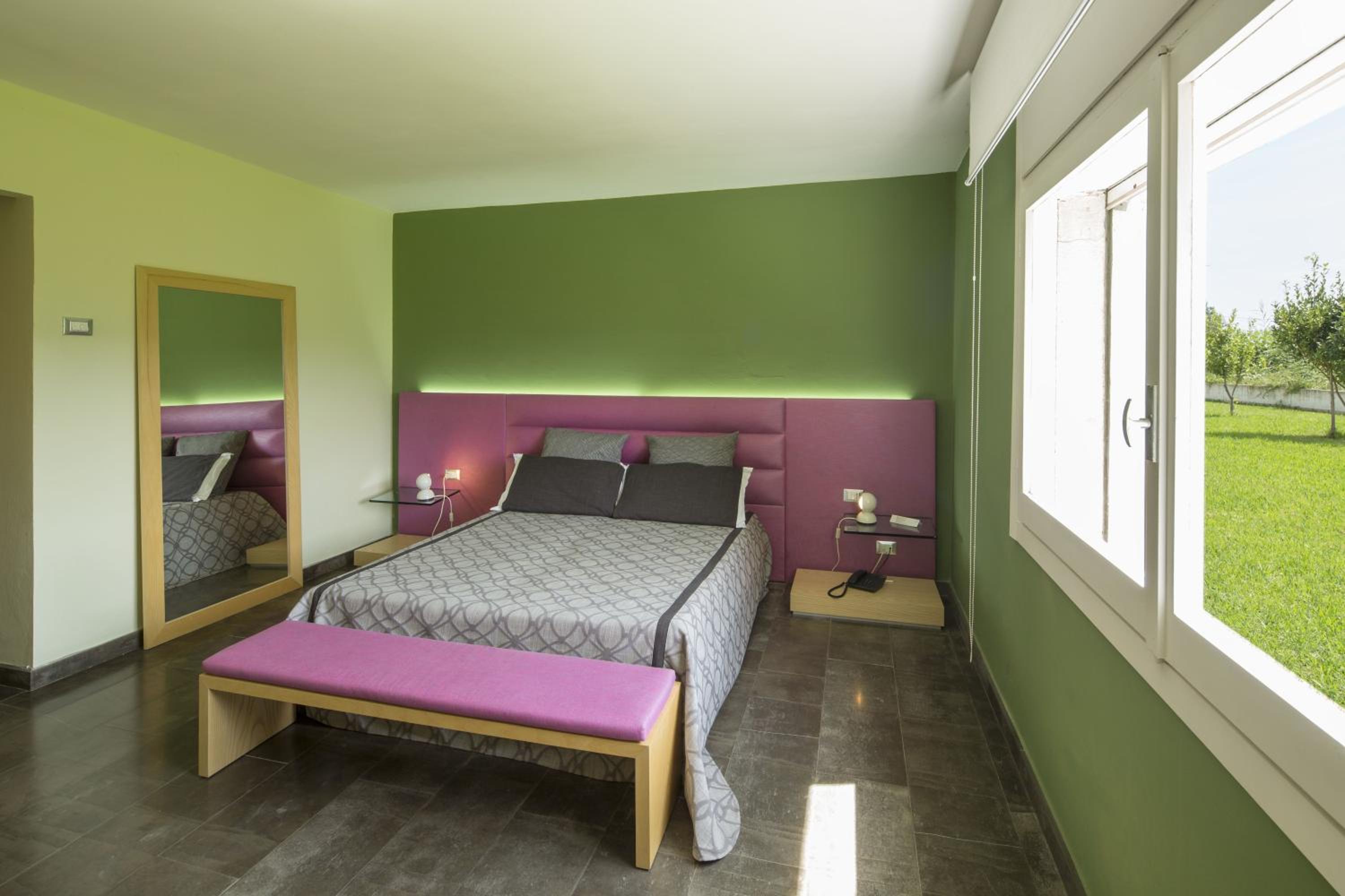 Standard Double/Twin Room - Photo 2