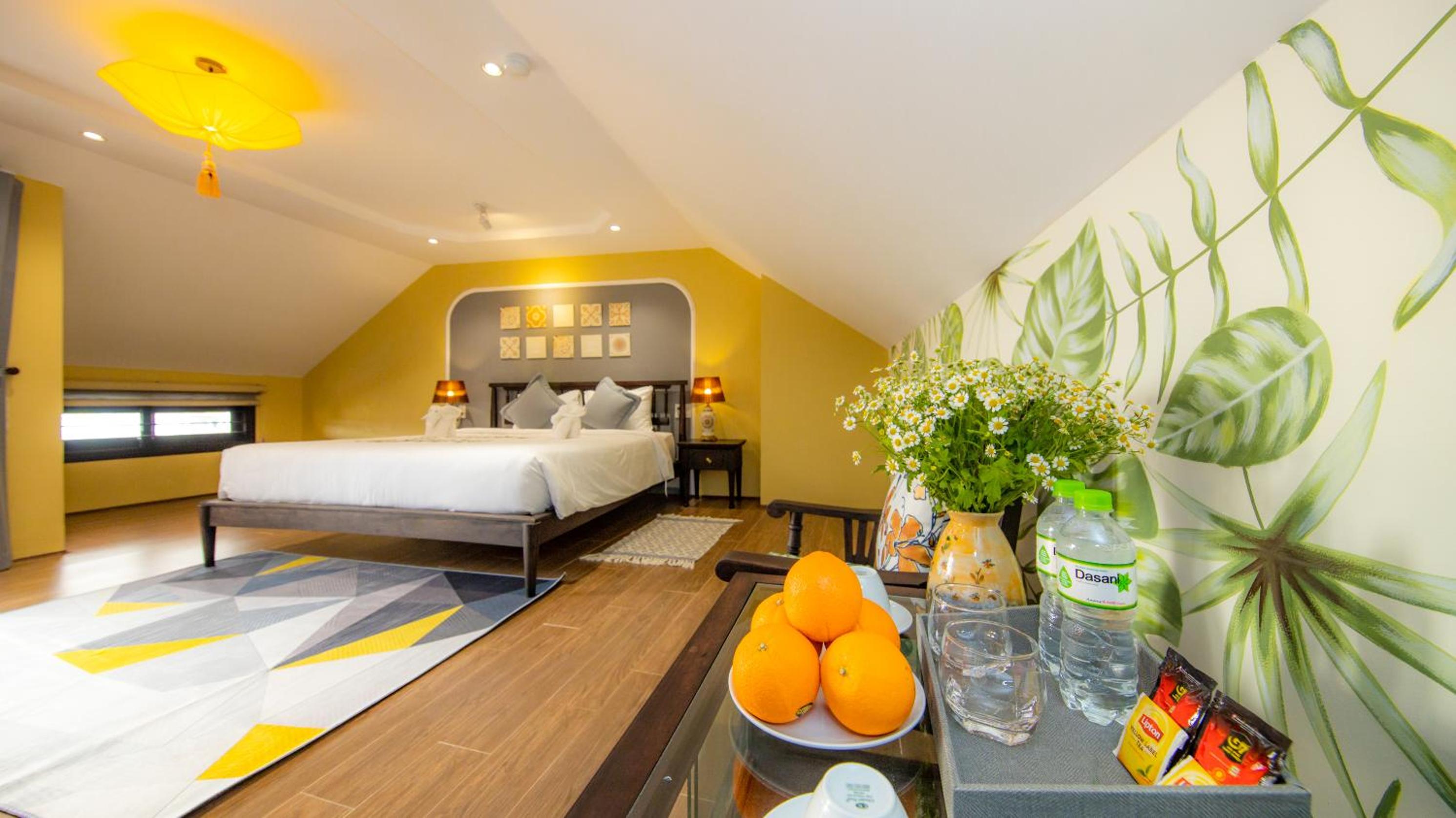 Deluxe Double Room with Bath - Photo 19