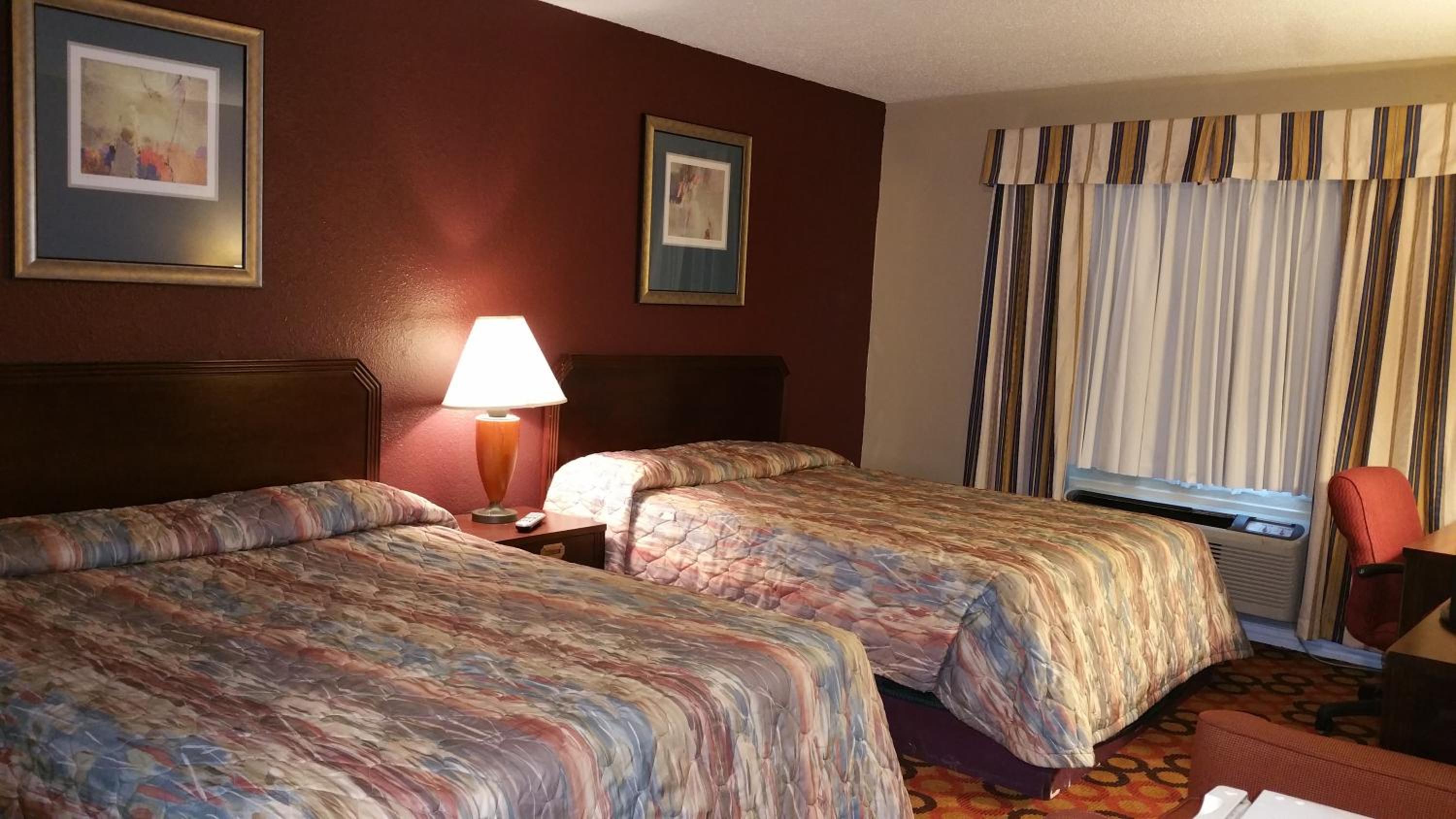 Double Room with Two Double Beds - Photo 1