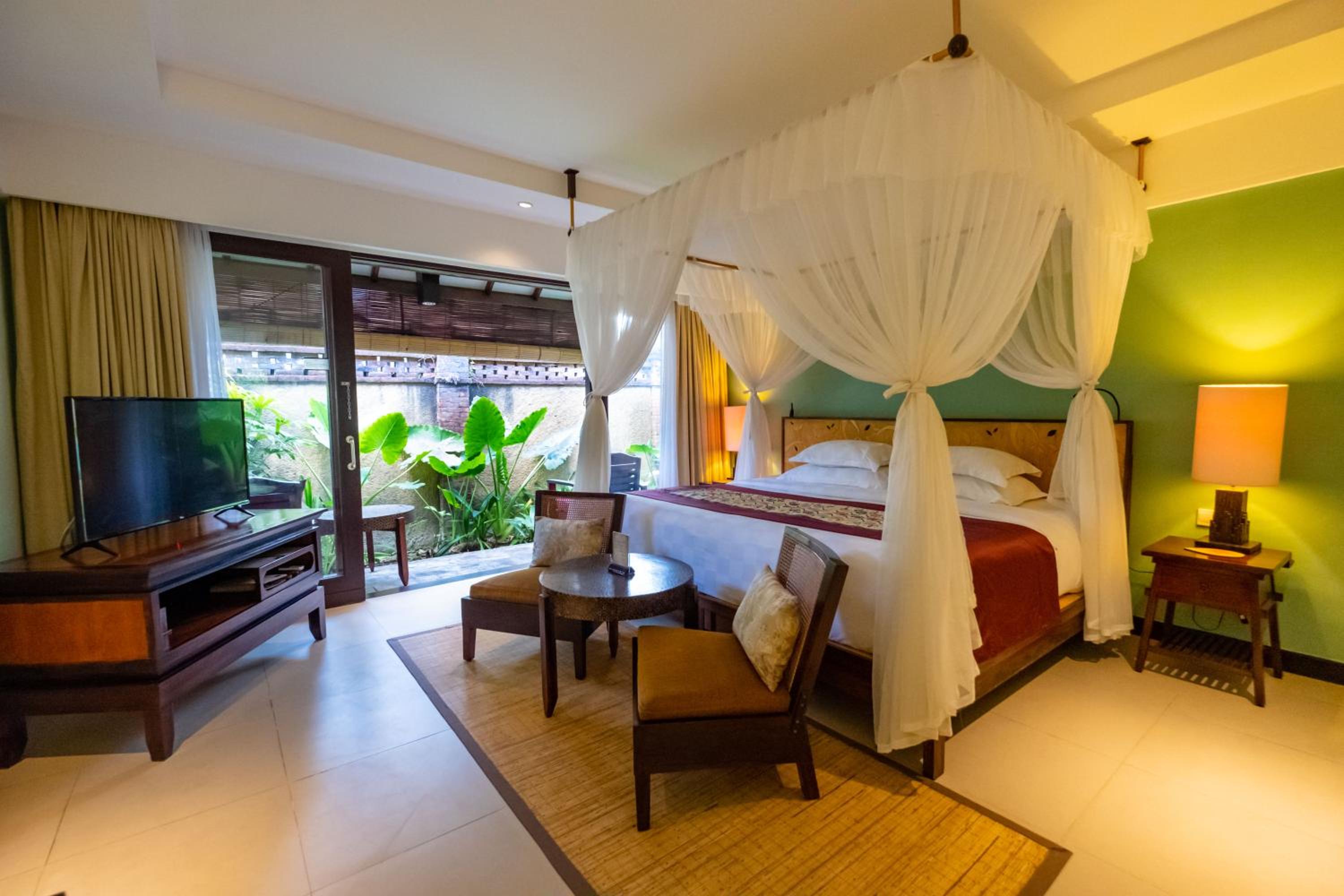 One Bedroom Villa with Garden View - Photo 8