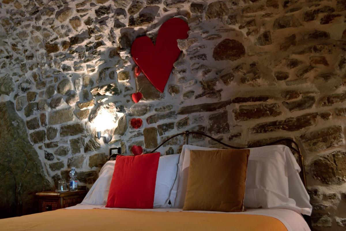 Deluxe Double Room with Balcony photo 1