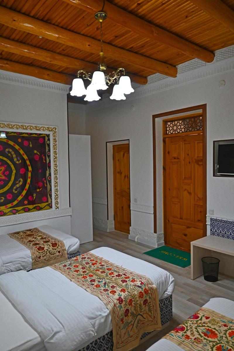 Superior Triple Room photo 2