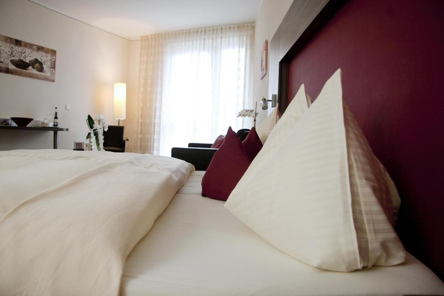Double Room - Photo 6