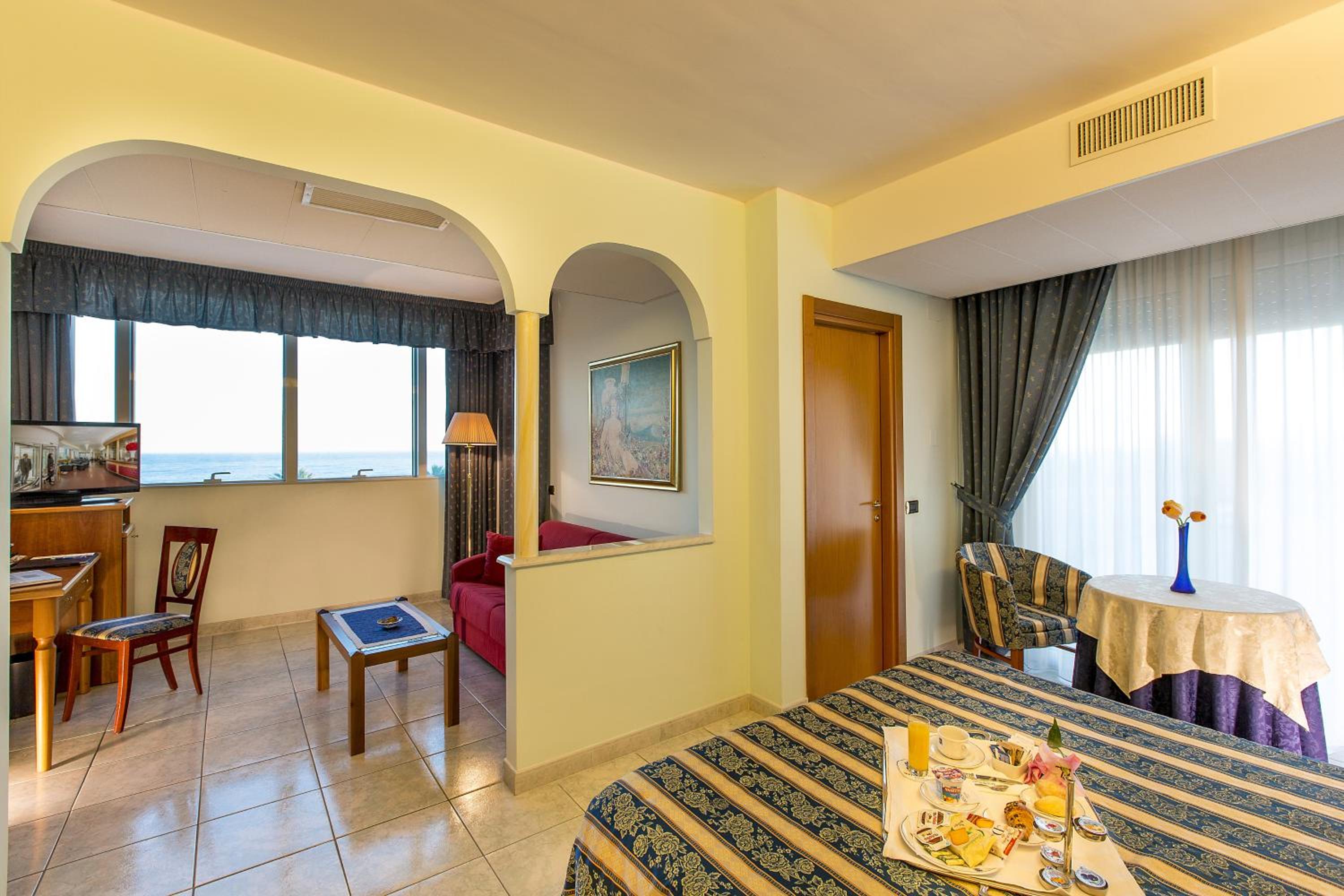 Junior Suite with Sea View