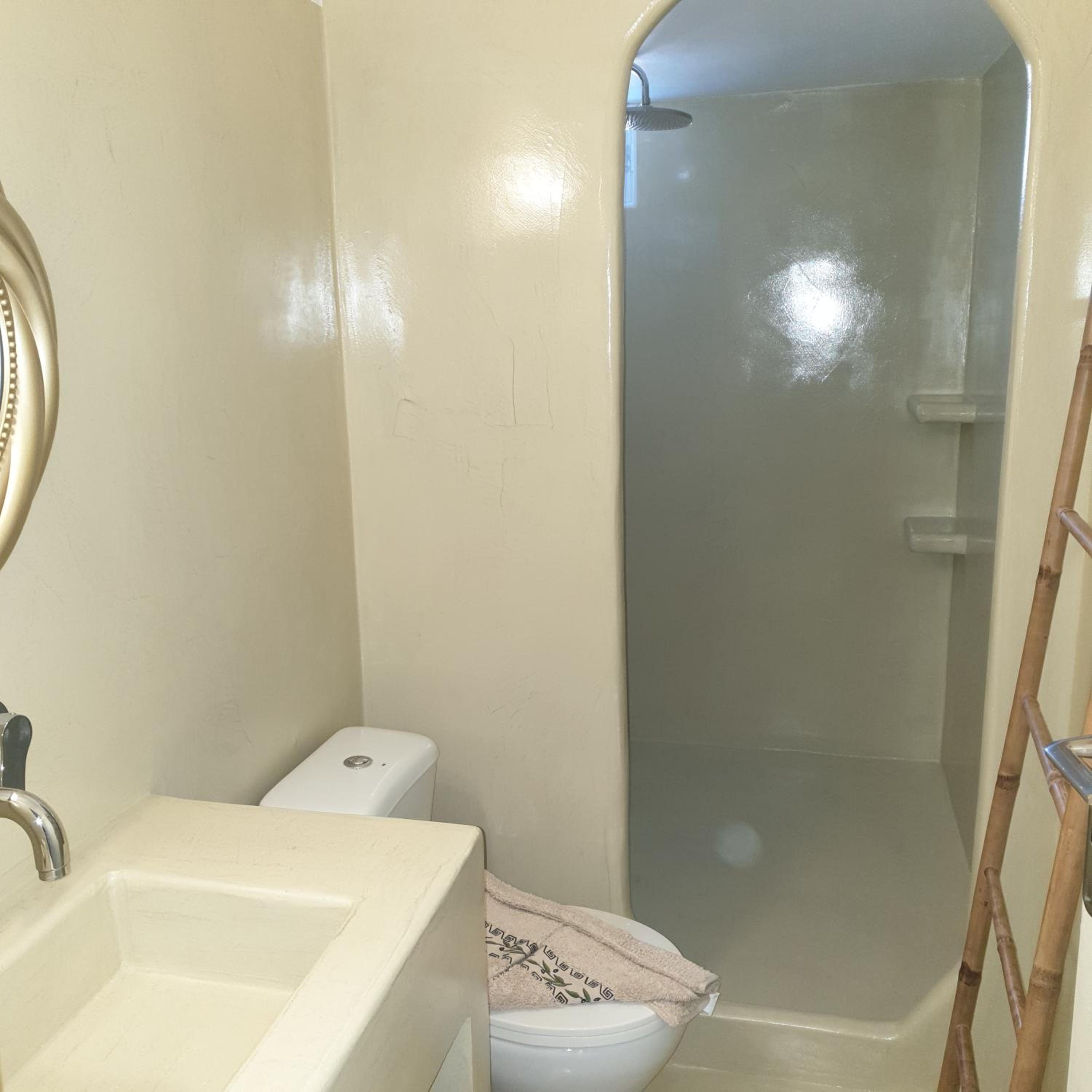 Double Room with Pool View - Photo 29