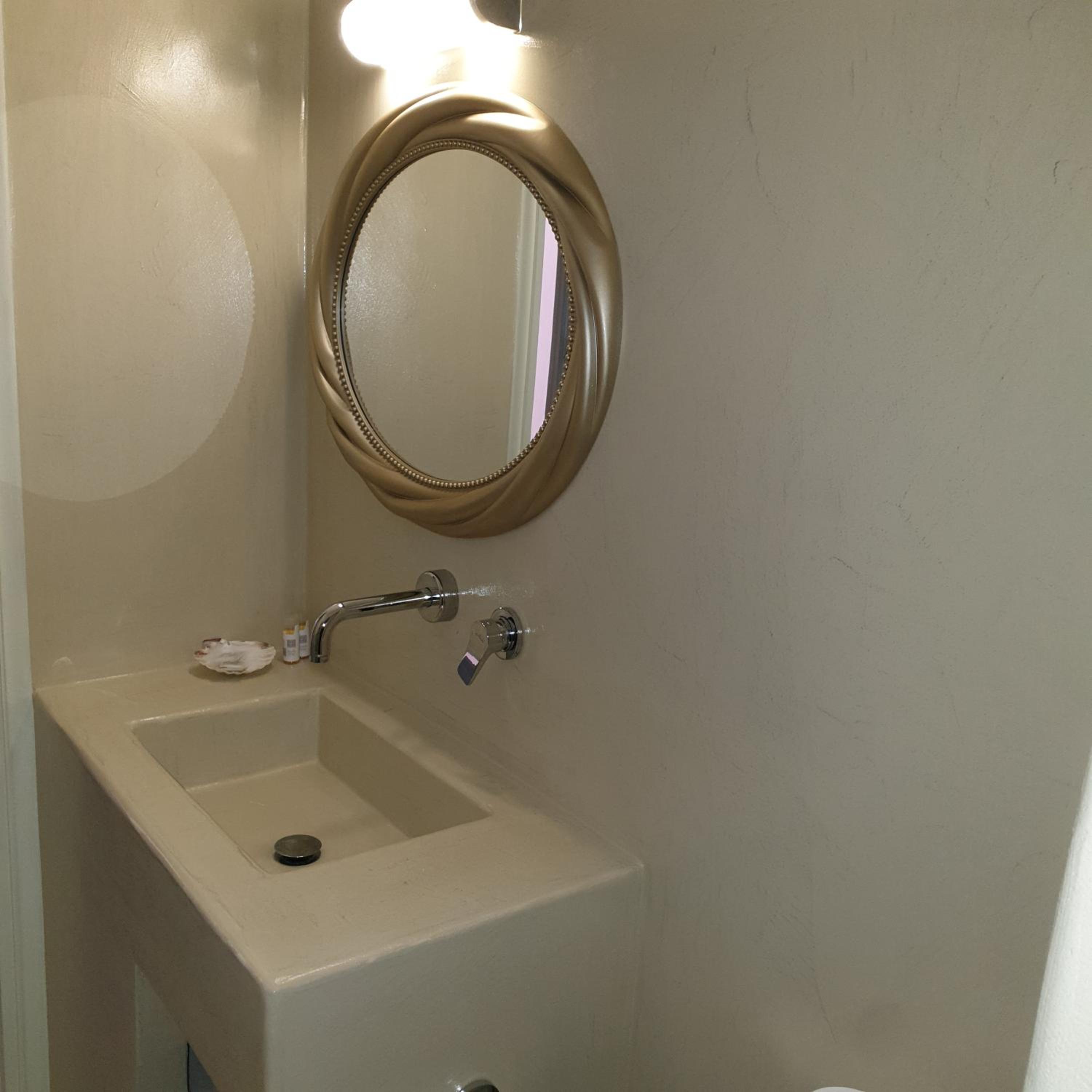Double Room with Pool View - Photo 28