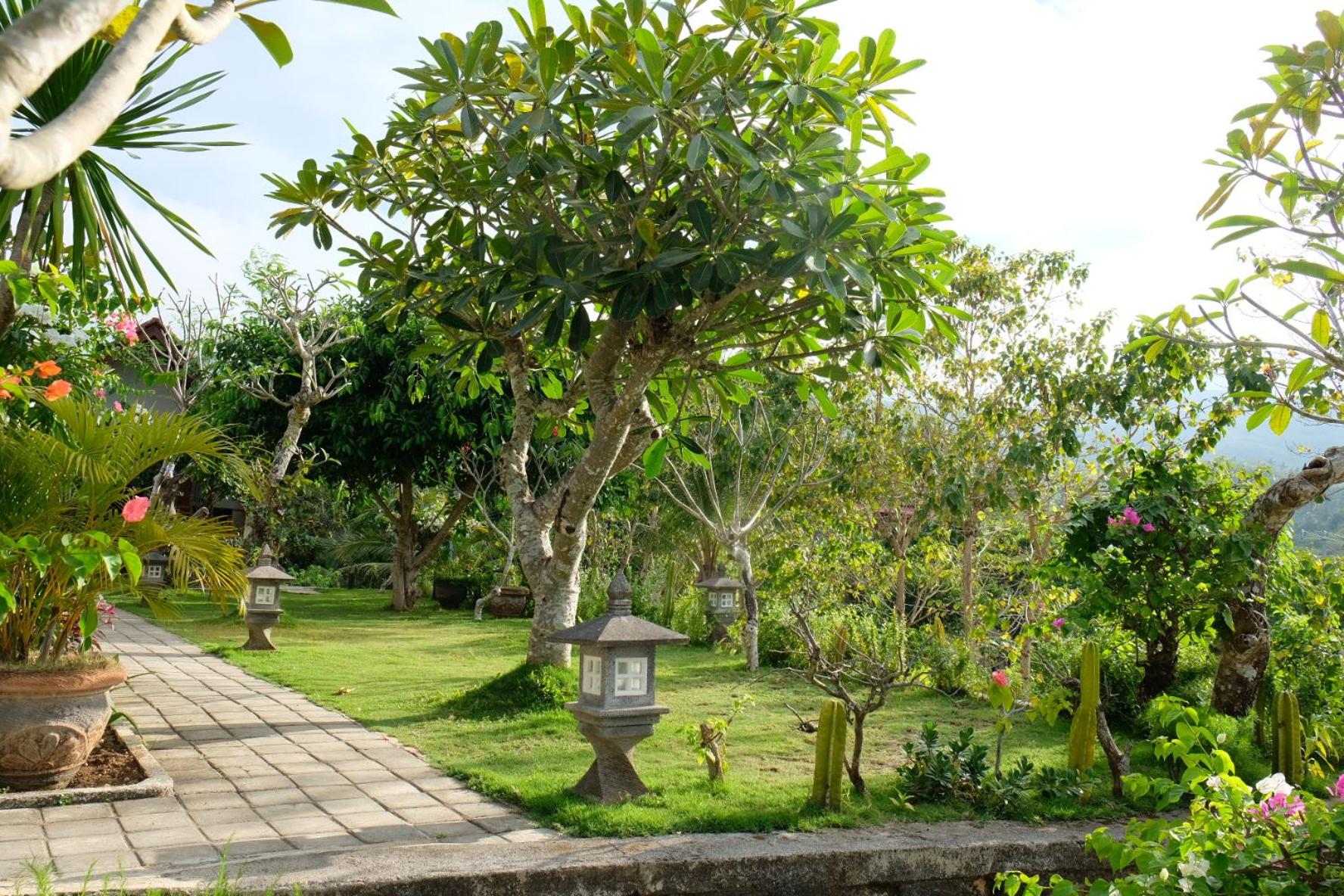 Deluxe Double Room with Balcony - Photo 2