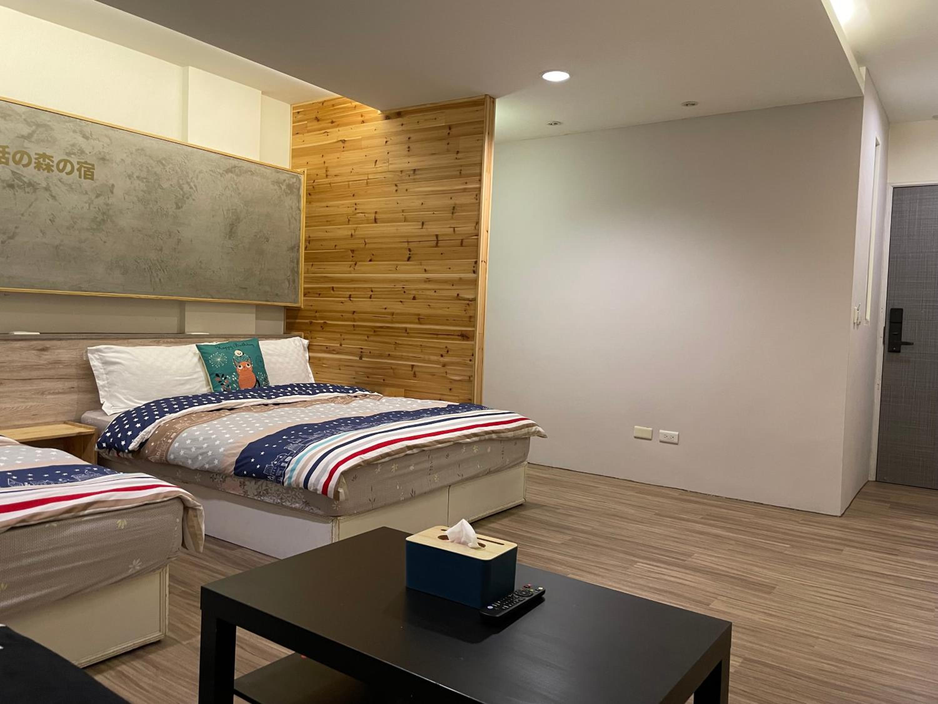 Quadruple Room - Photo 1