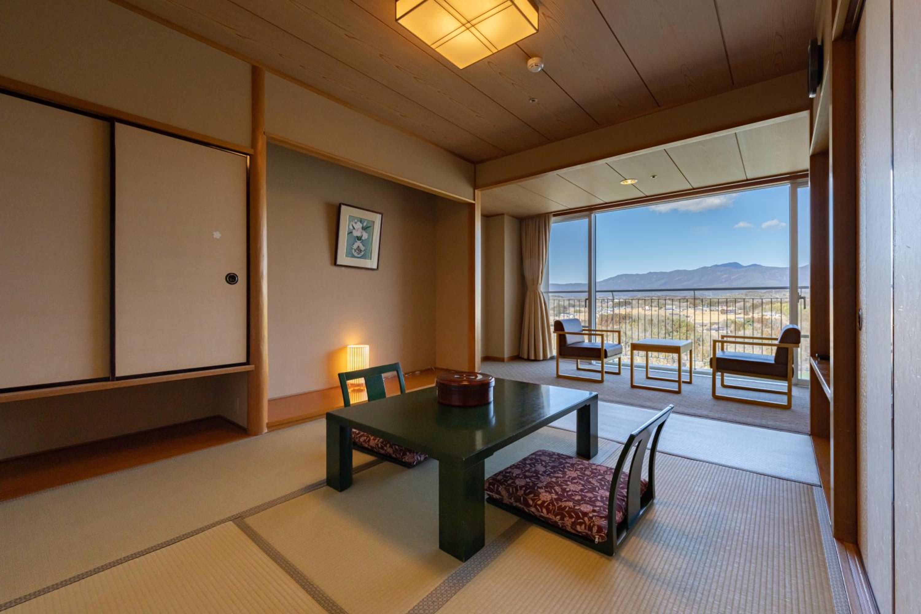 Japanese-Style Room (No Bath/No Shower) - Photo 2