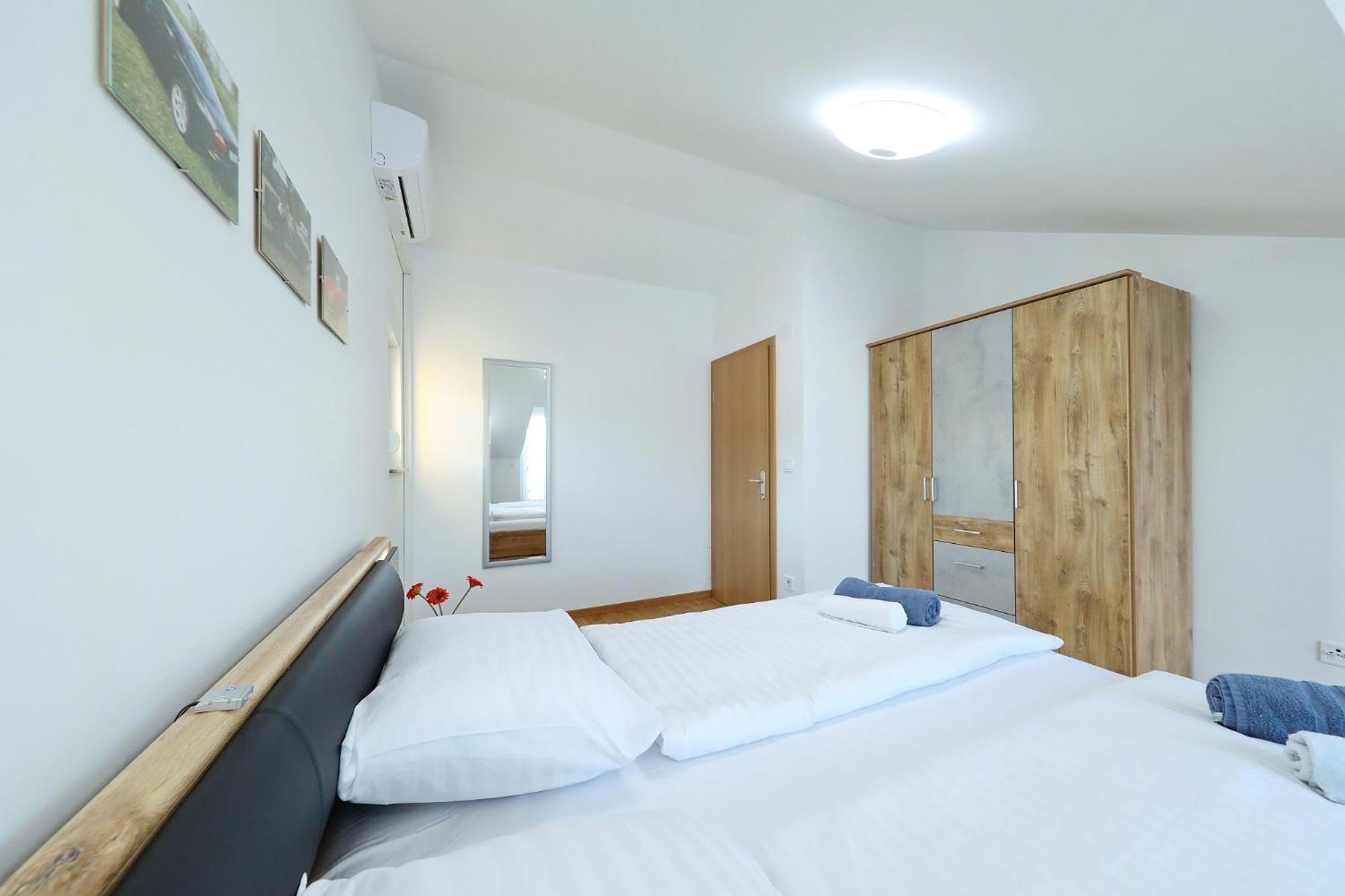 Three-Bedroom Apartment photo 1