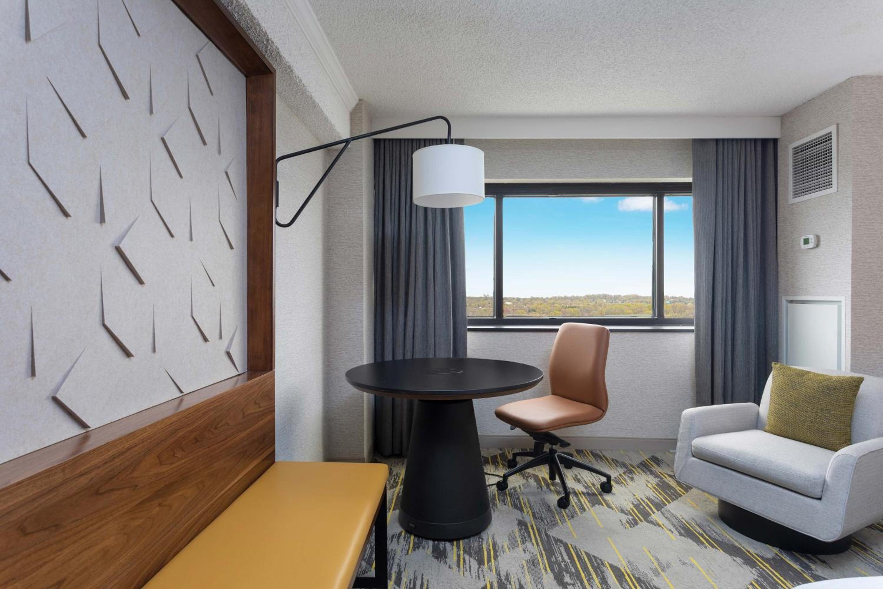 Sheraton Edison, Photo 5