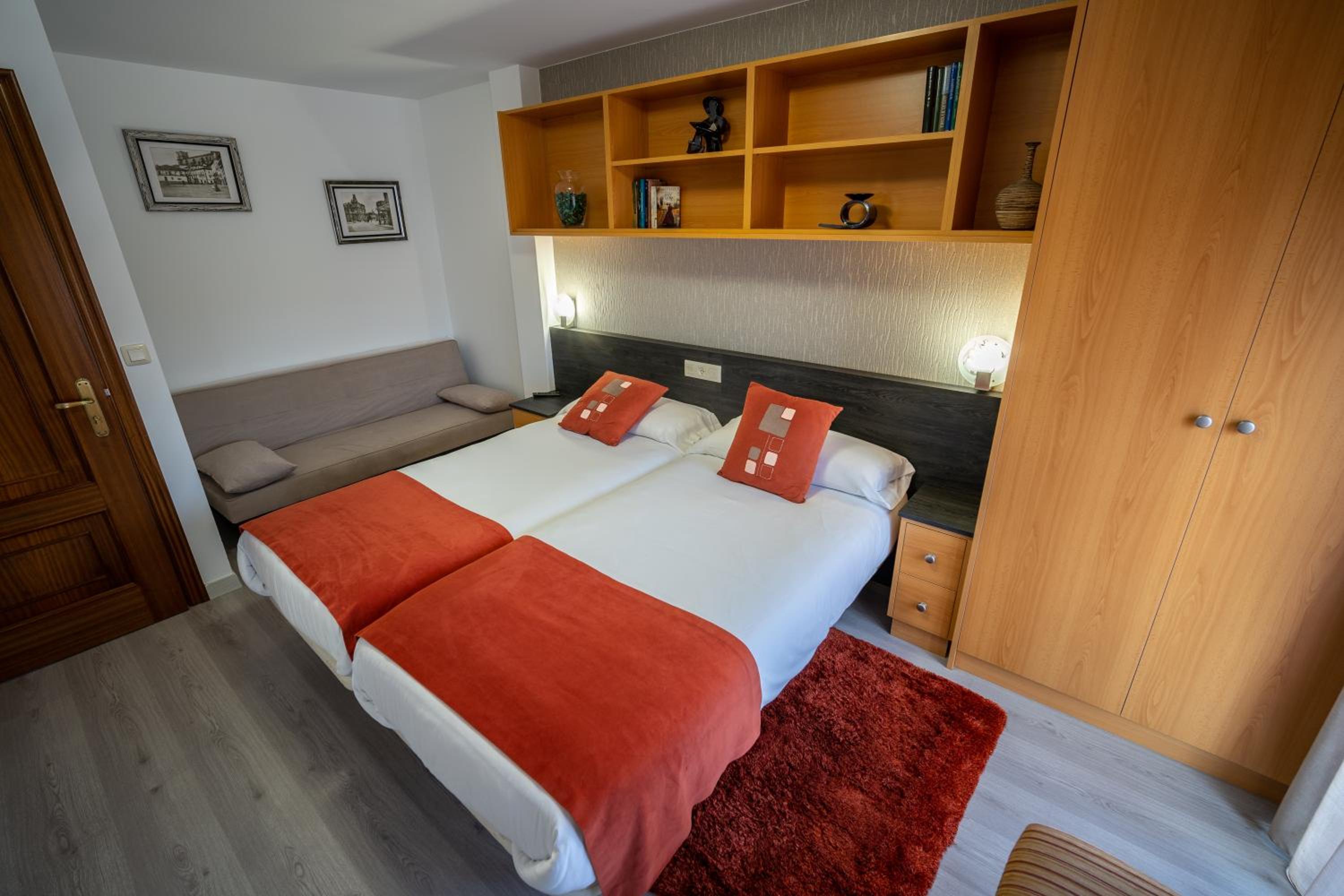 Twin Room with Mountain View - Photo 7