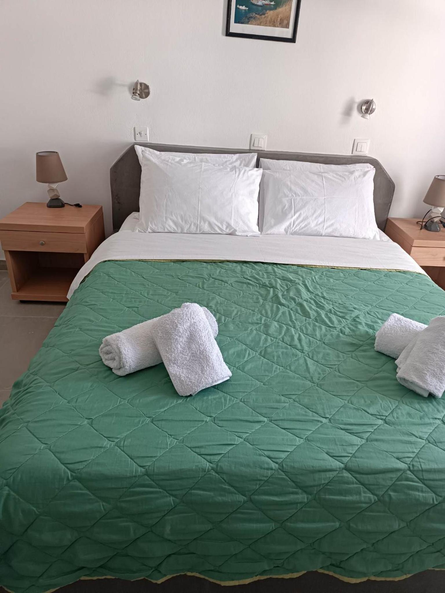 Standard Double or Twin Room - Photo 13