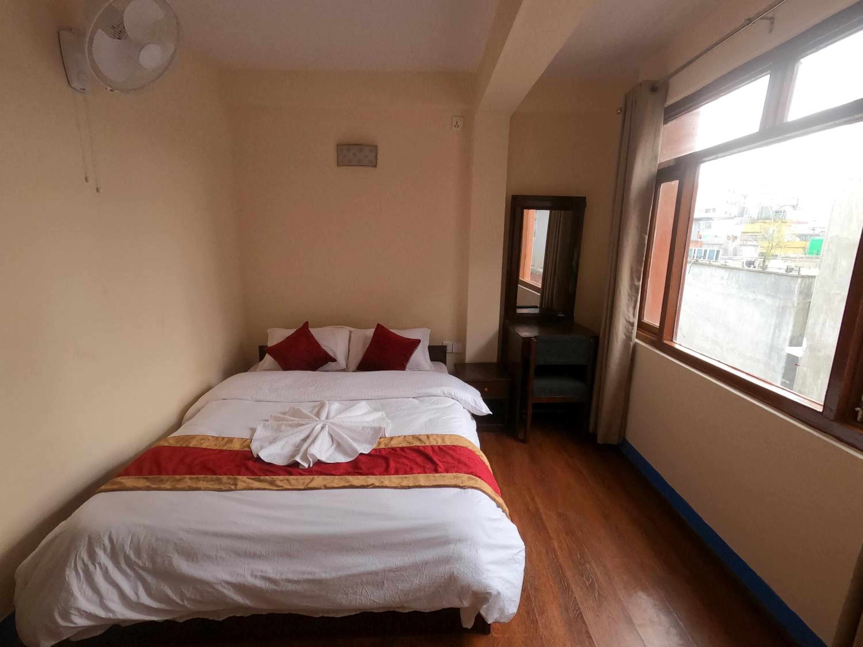 Deluxe Double Room with Shower