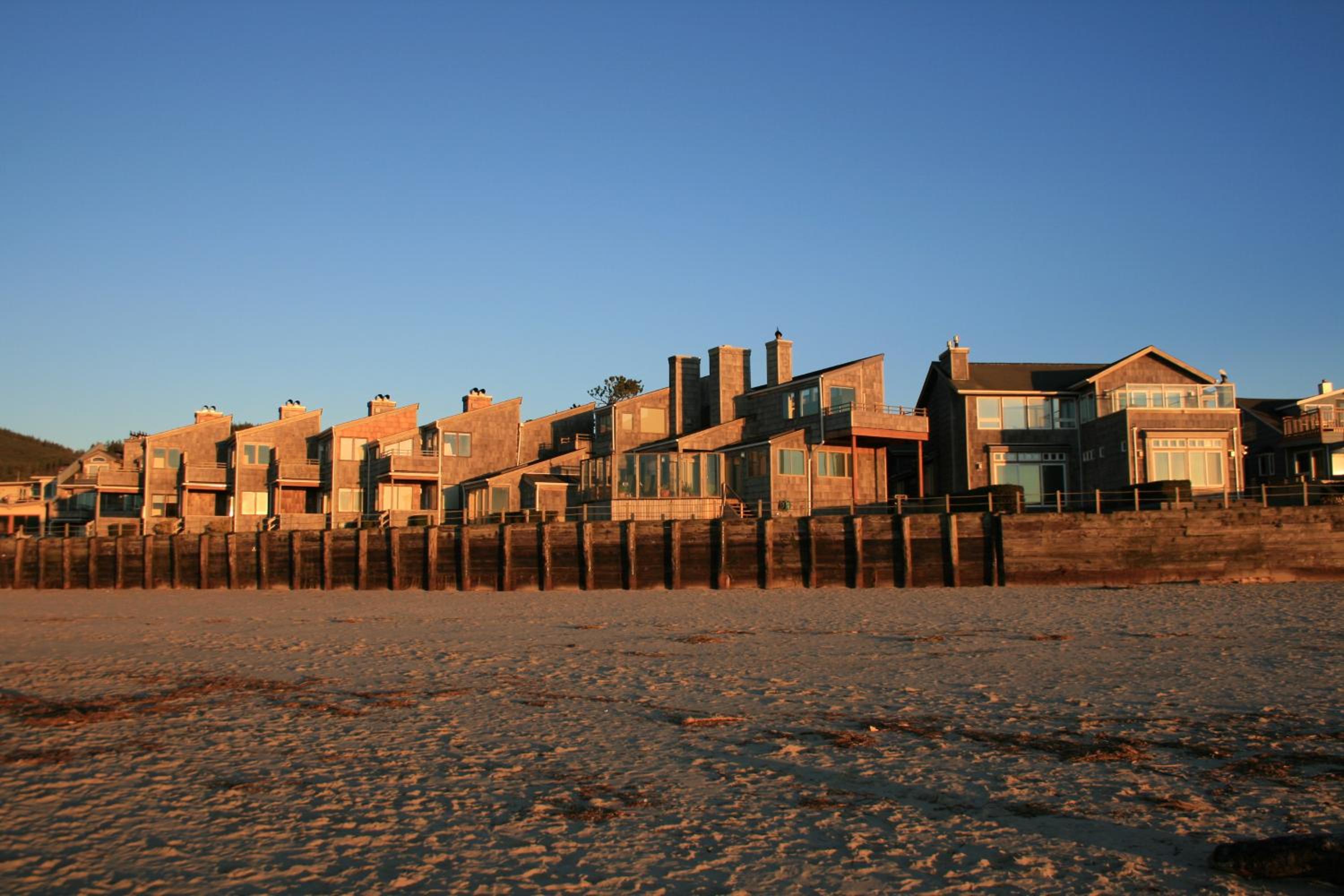 Flagship - Ocean Front King Studio photo 2