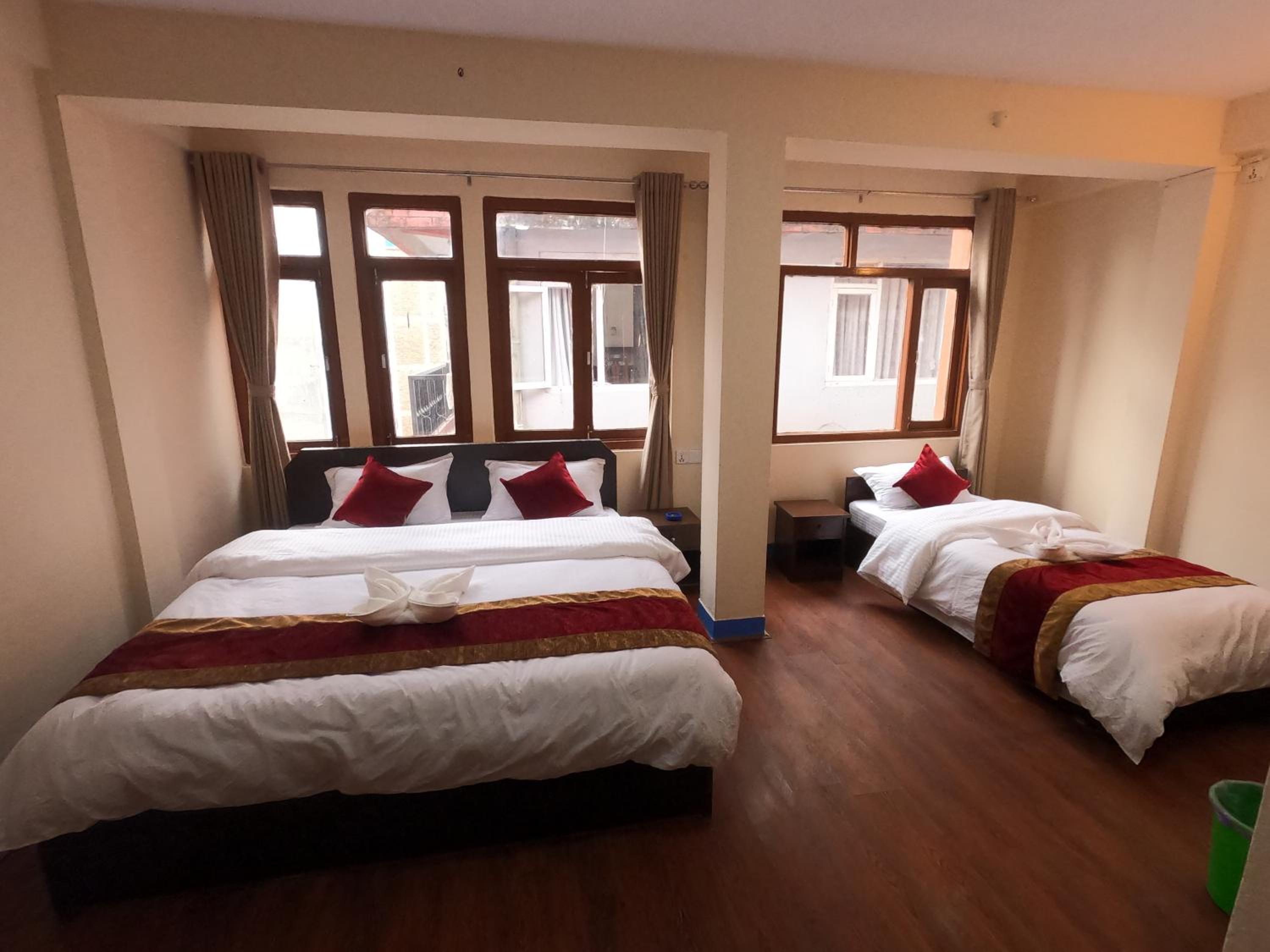 Comfort Triple Room with Shower