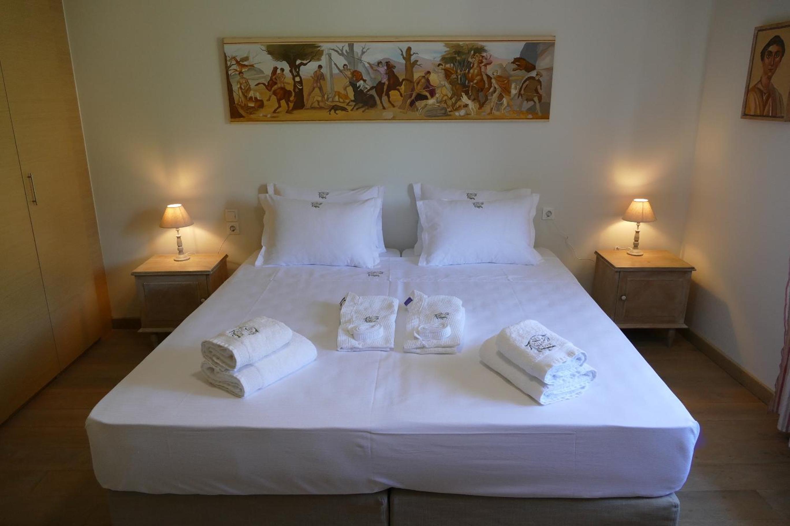 Three-Bedroom Villa photo 2