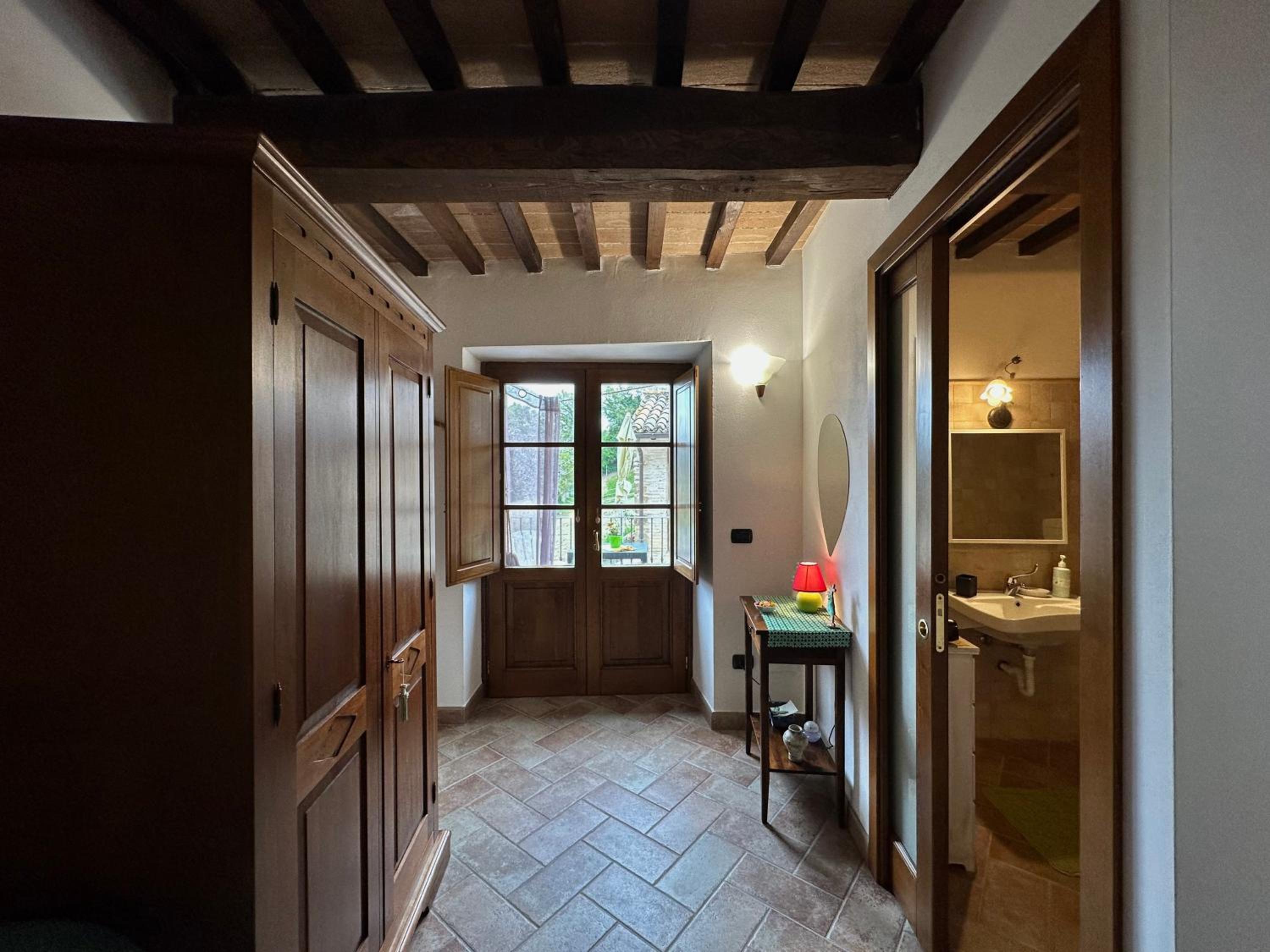Double or Twin Room - Photo 5