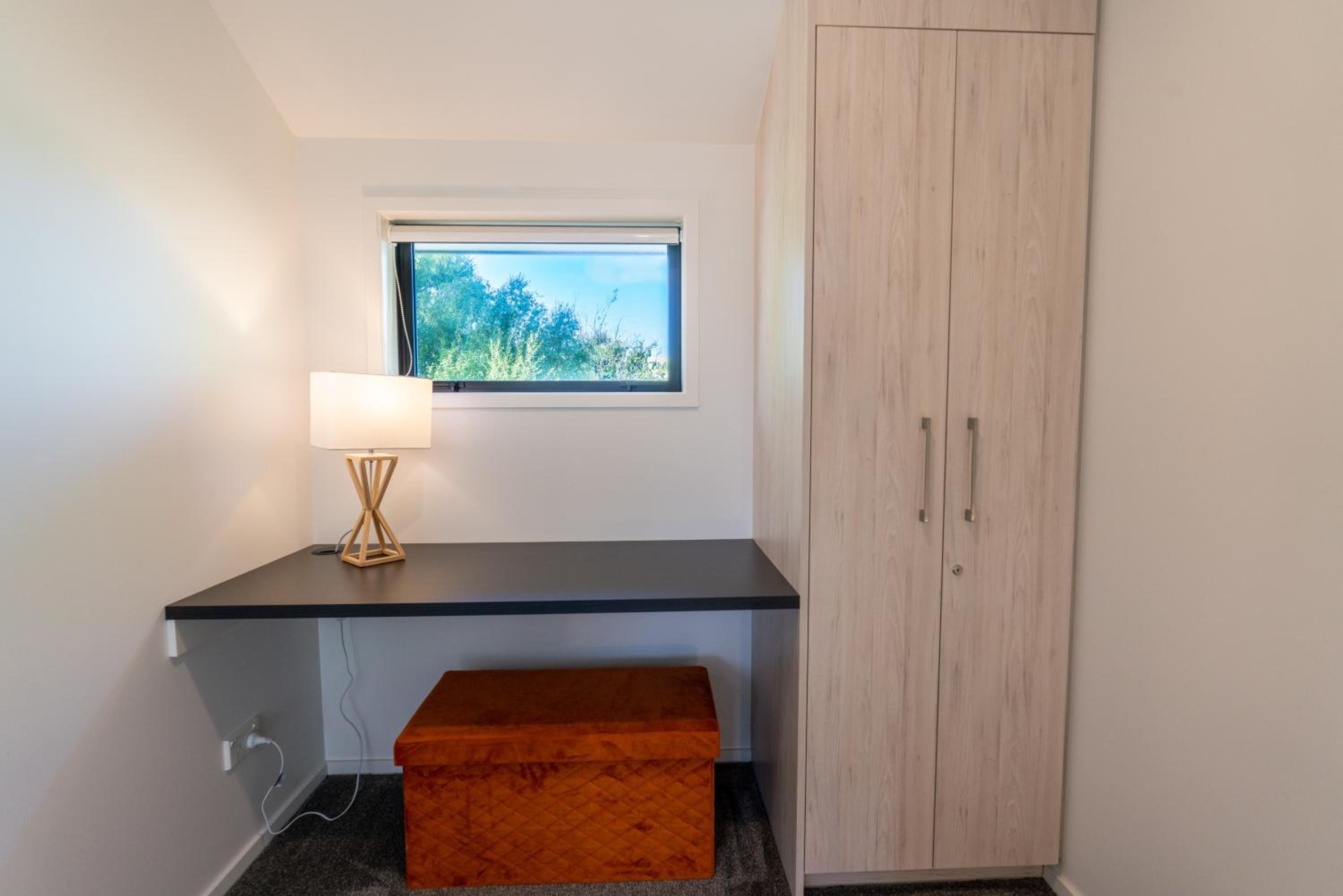 One-Bedroom Apartment - Photo 32