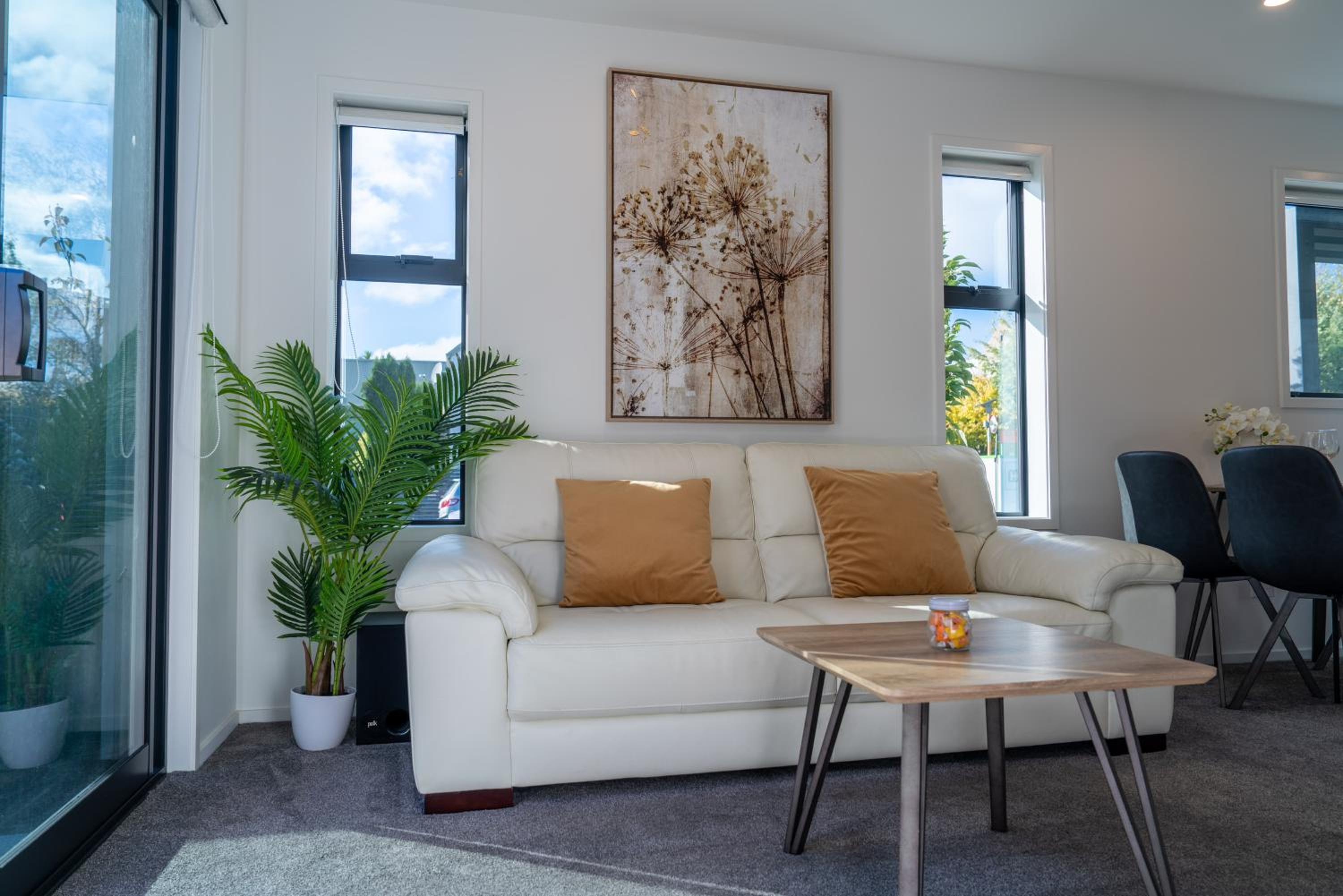 One-Bedroom Apartment - Photo 20