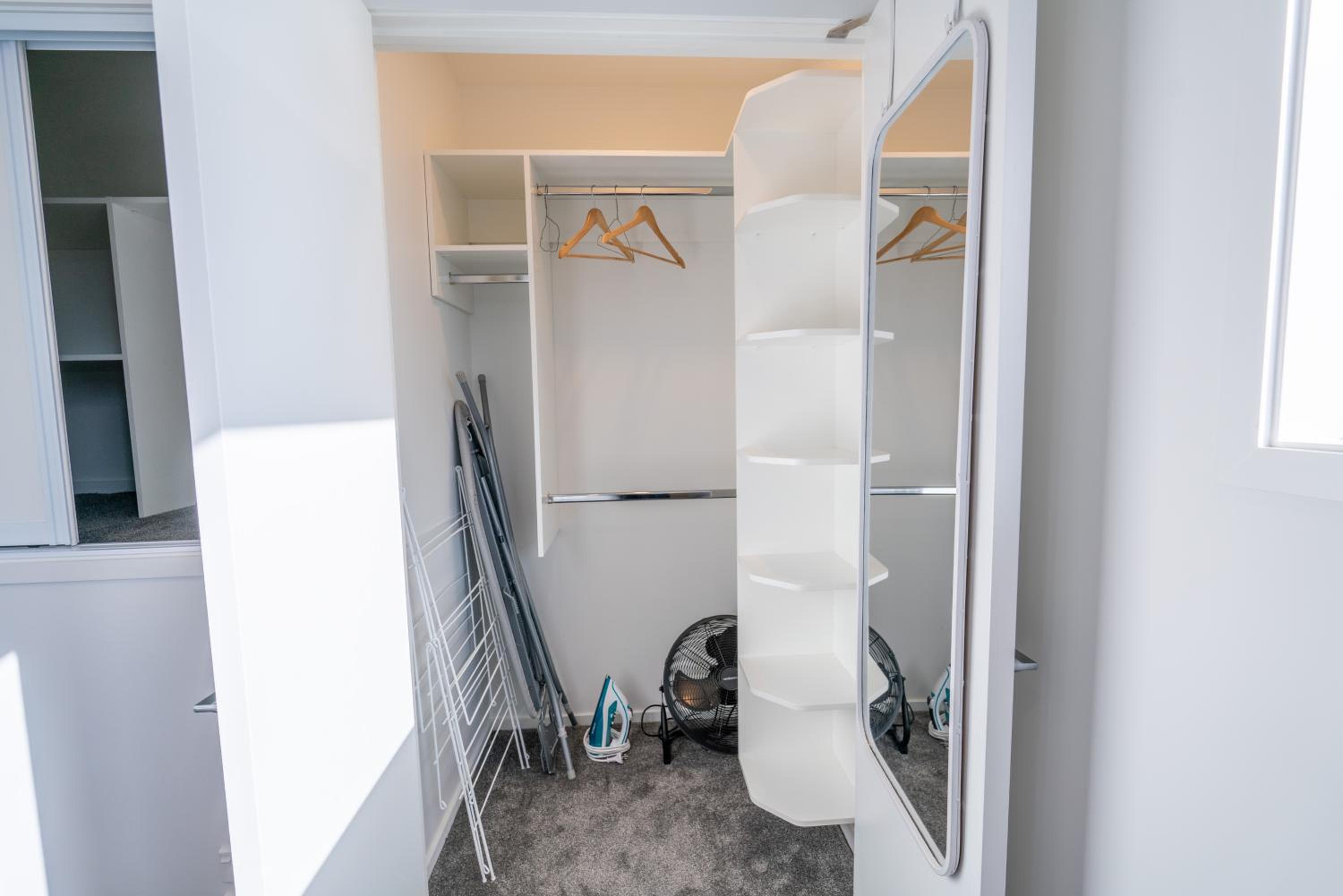 One-Bedroom Apartment - Photo 6