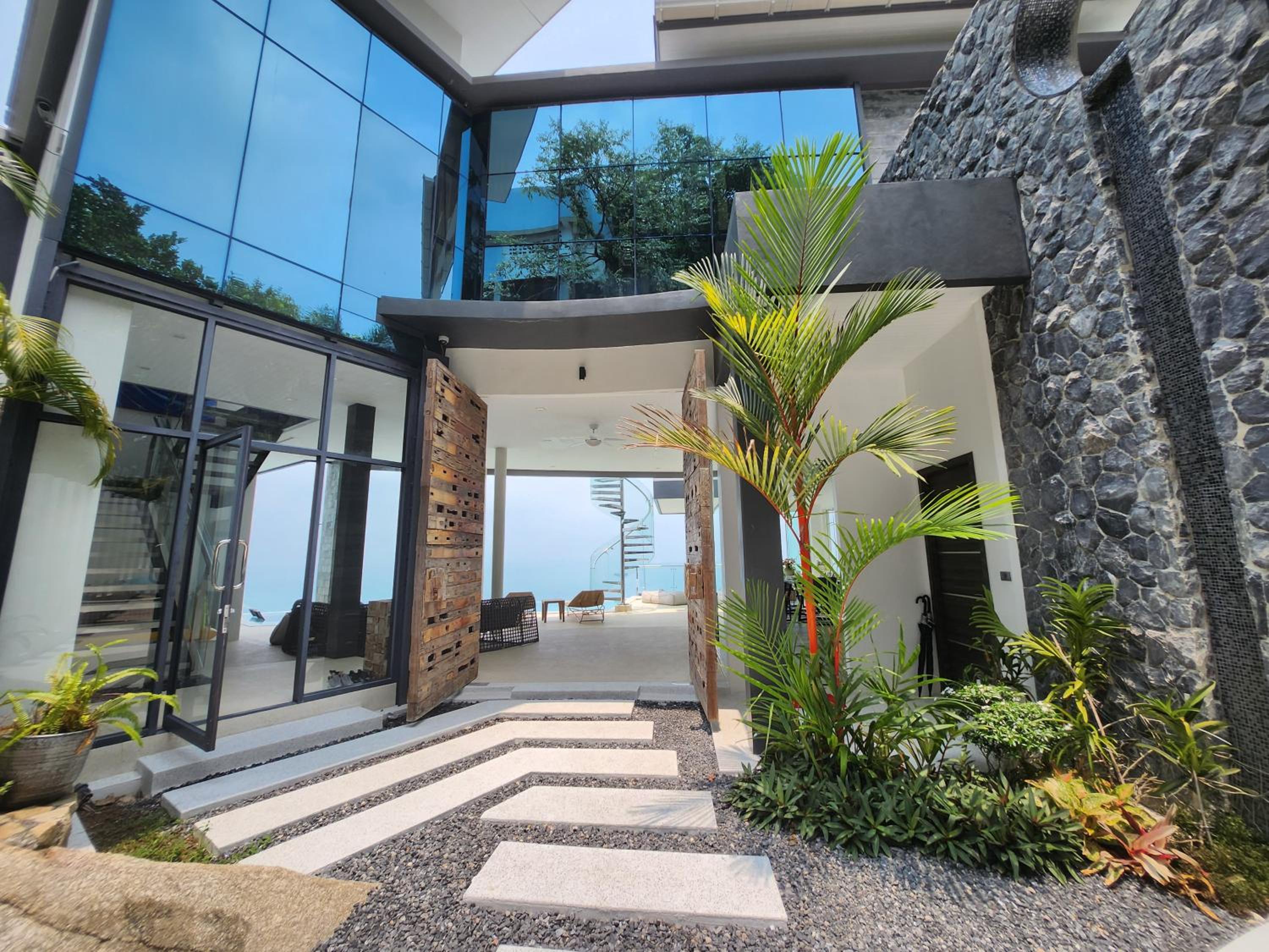 Villa with Private Pool photo 3
