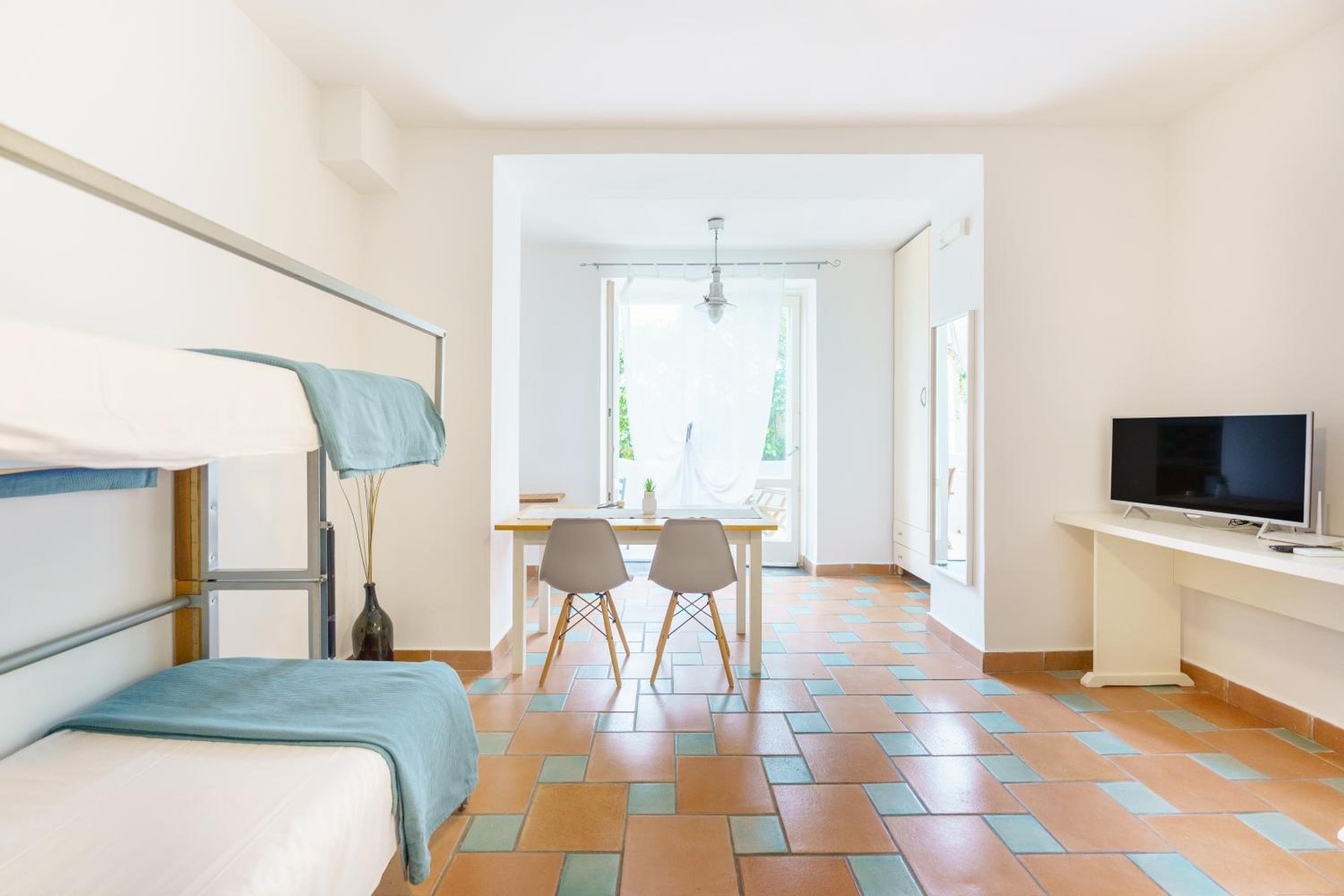 One-Bedroom Apartment - Ground Floor