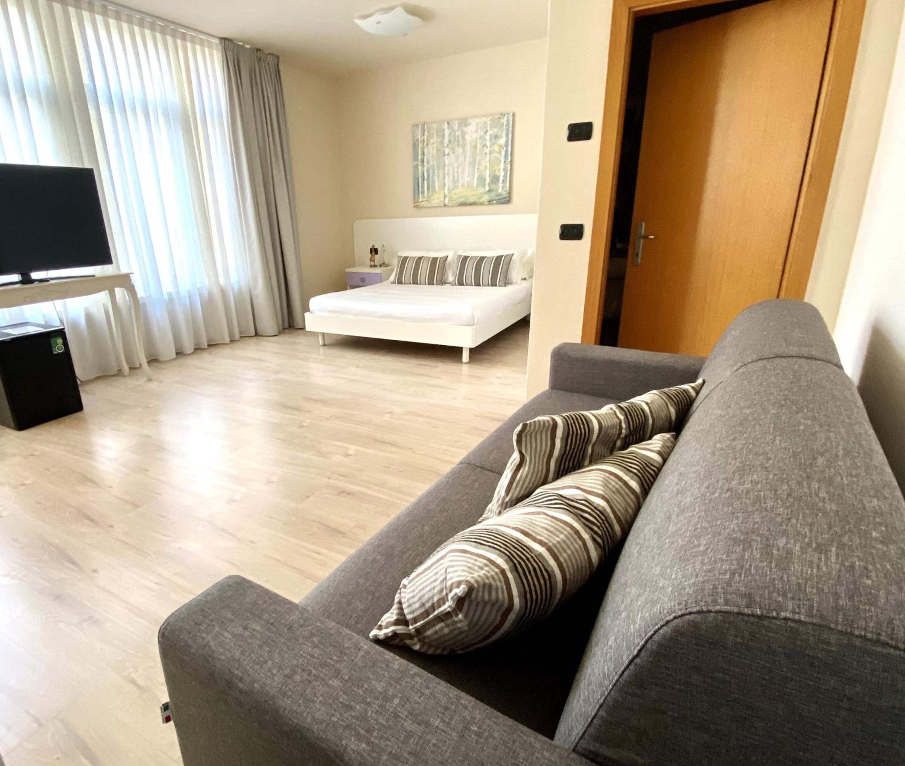 Junior Suite - Photo 1