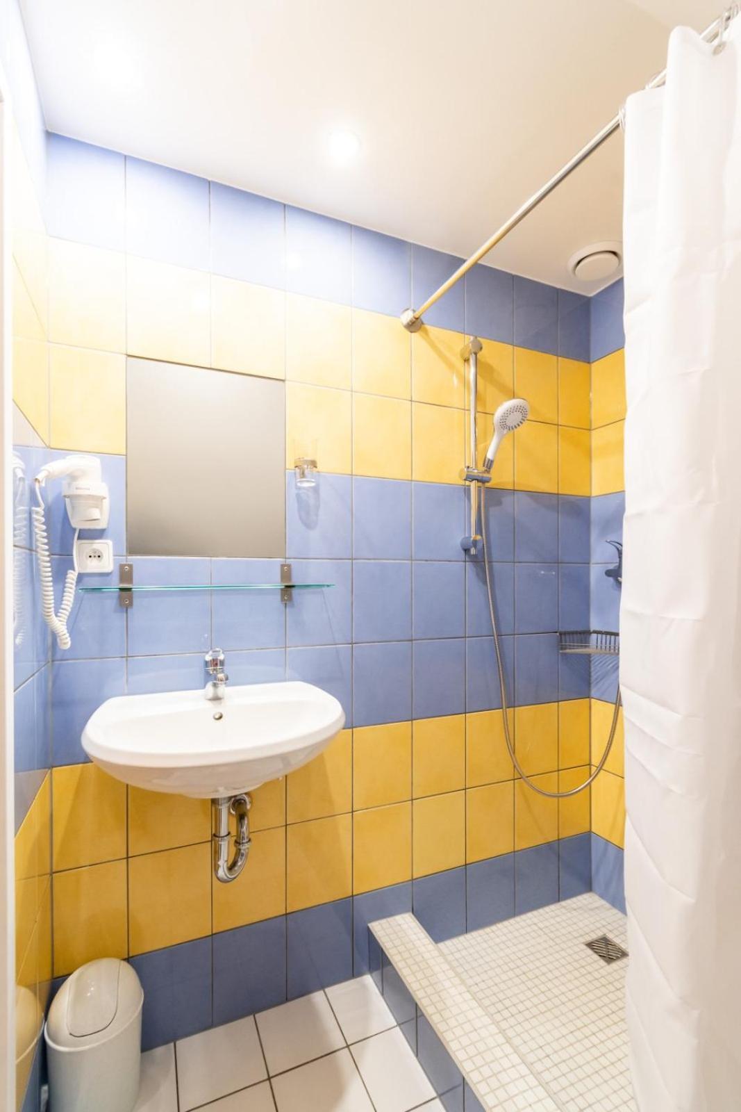 Small Double Room with Sea View photo 3