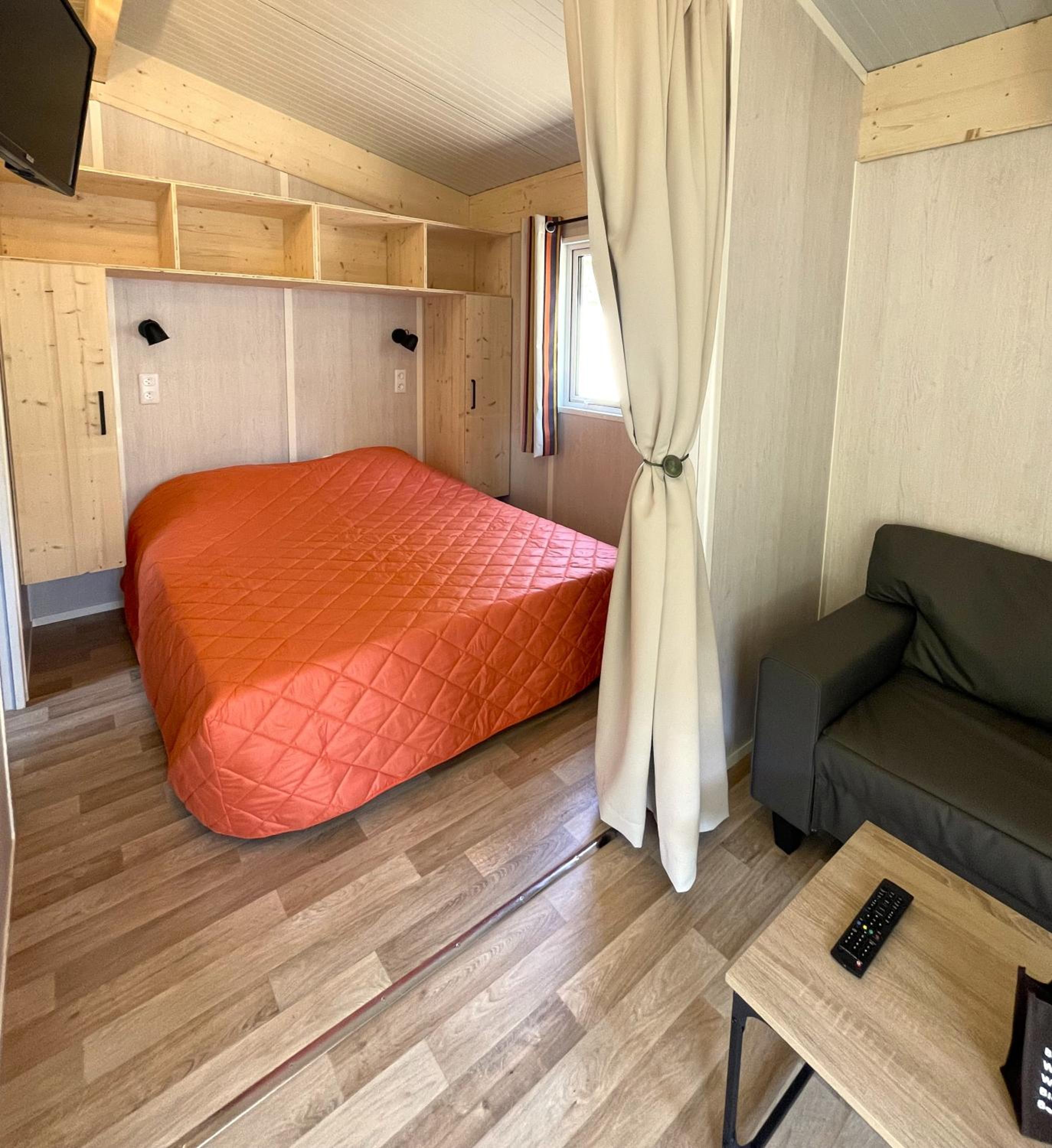 One-Bedroom Bungalow