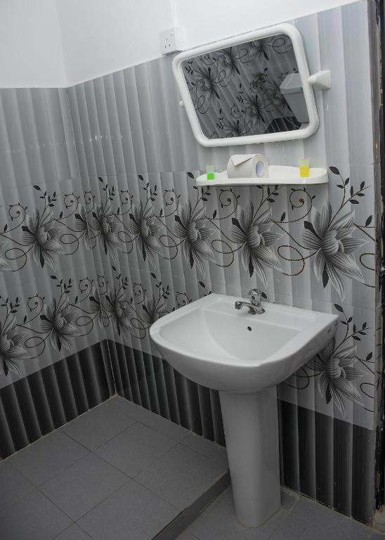 Budget Double Room photo 2