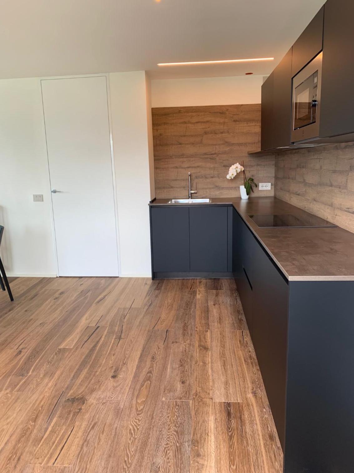 Apartment with Terrace - Photo 3